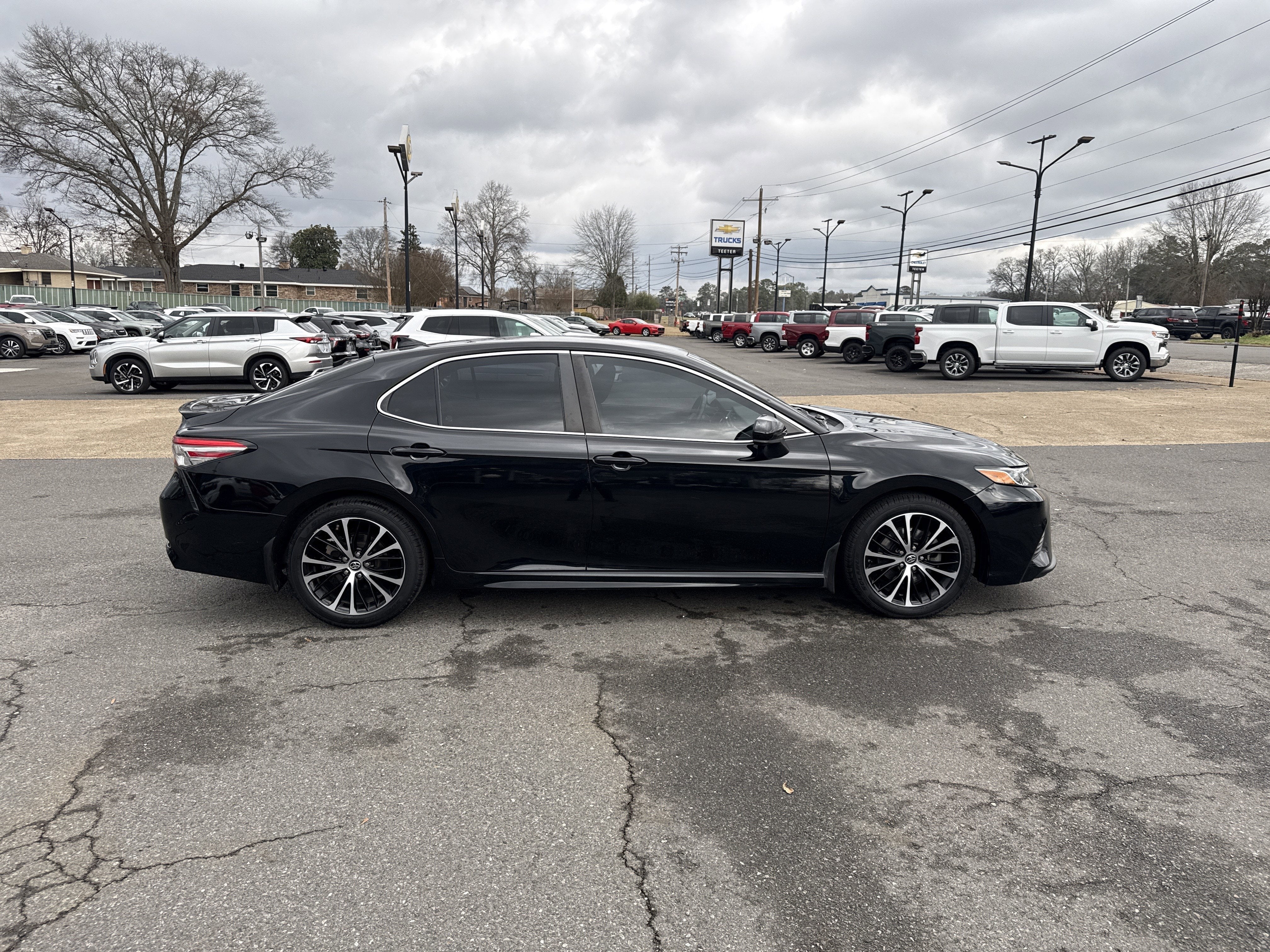 2019 Toyota Camry Base
