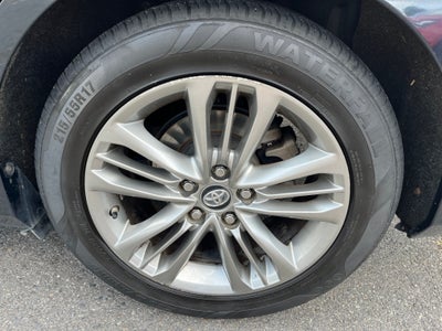2016 Toyota Camry XLE