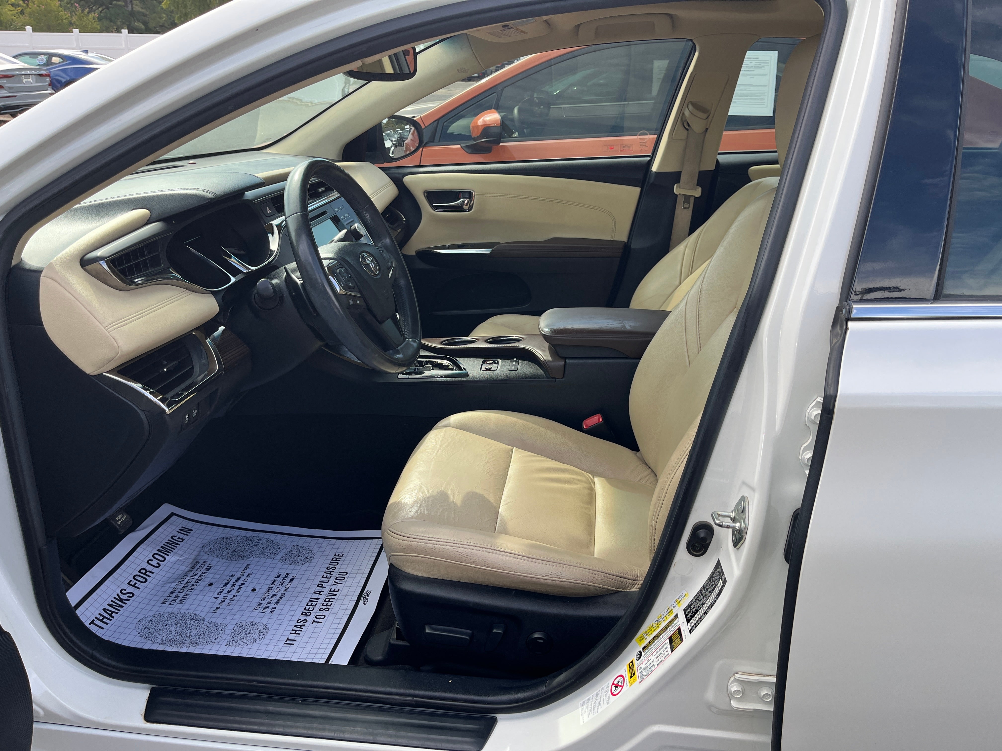 2013 Toyota Avalon XLE