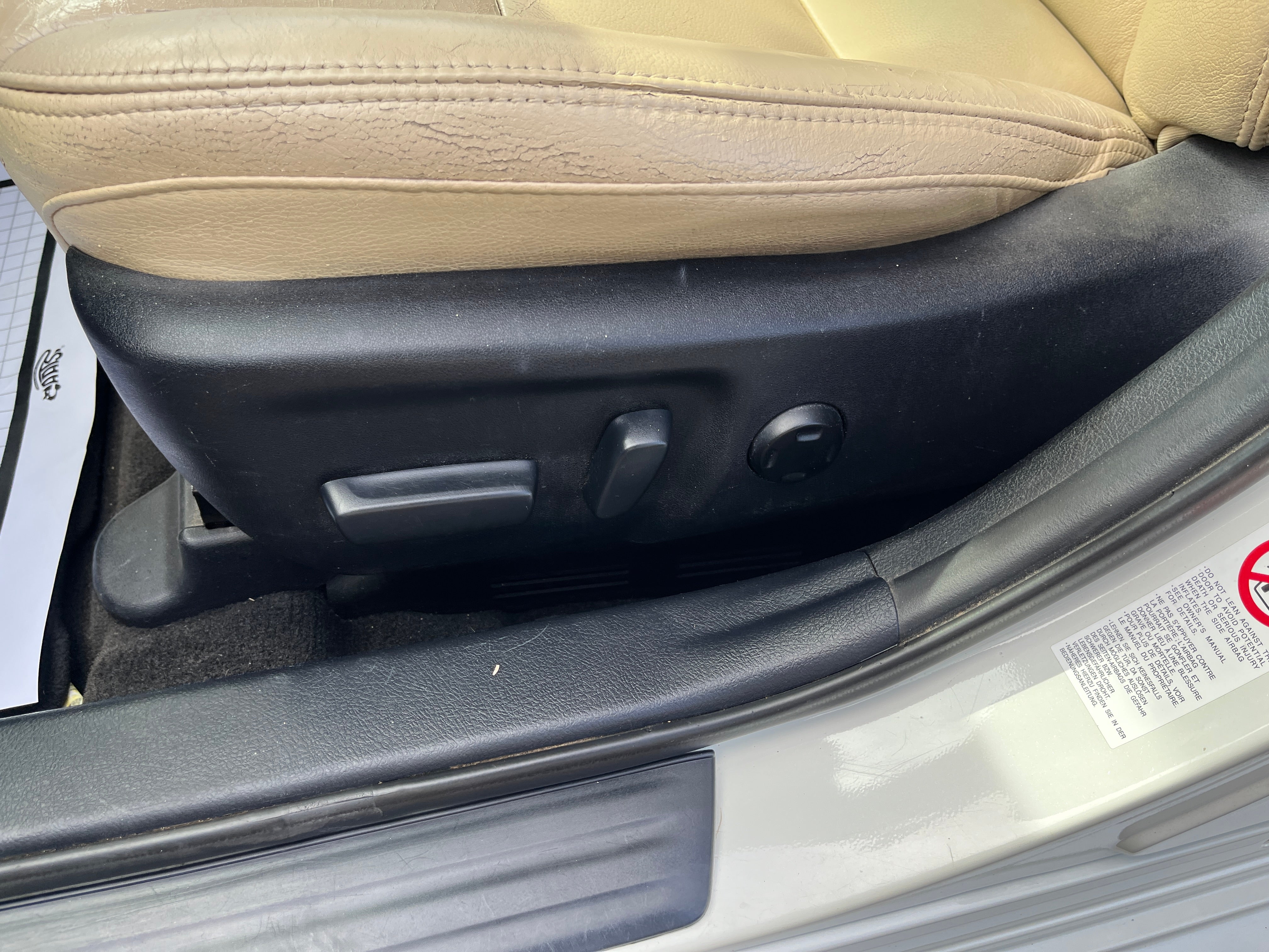 2013 Toyota Avalon XLE