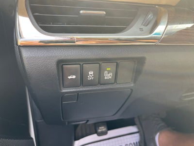 2013 Toyota Avalon XLE