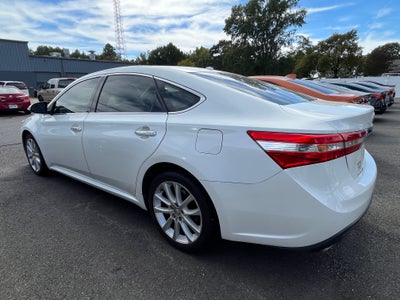 2013 Toyota Avalon XLE