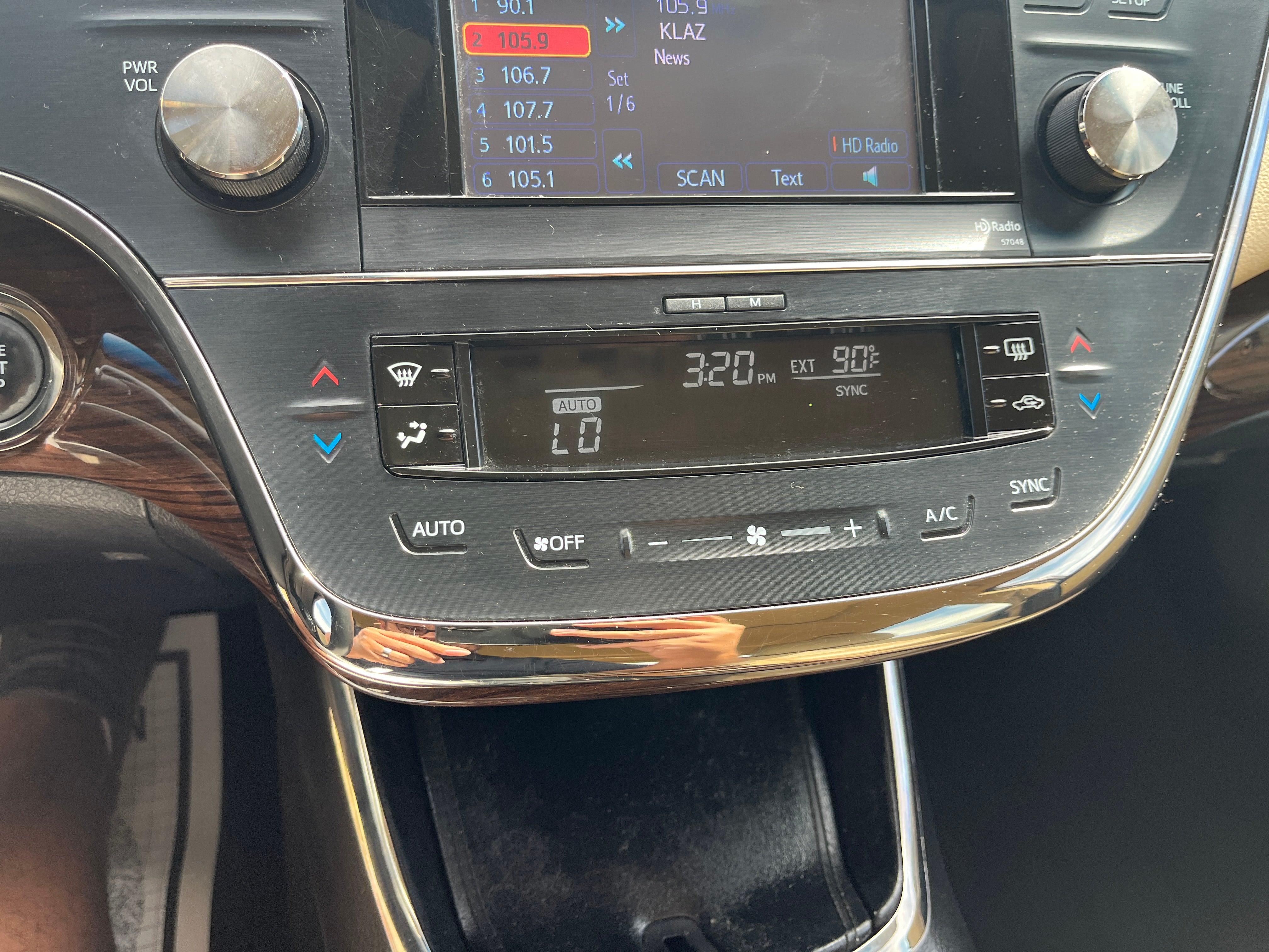 2013 Toyota Avalon XLE