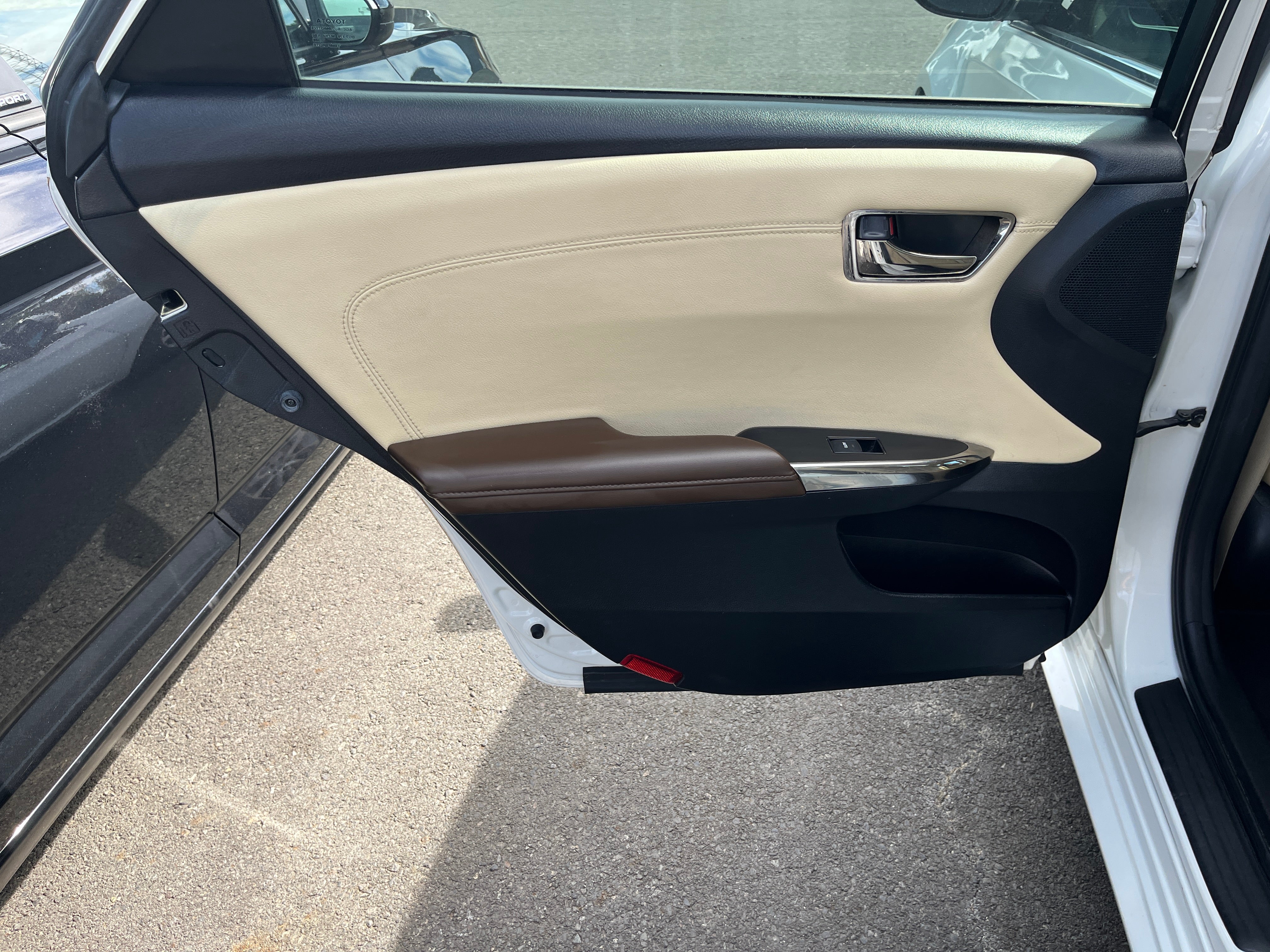 2013 Toyota Avalon XLE