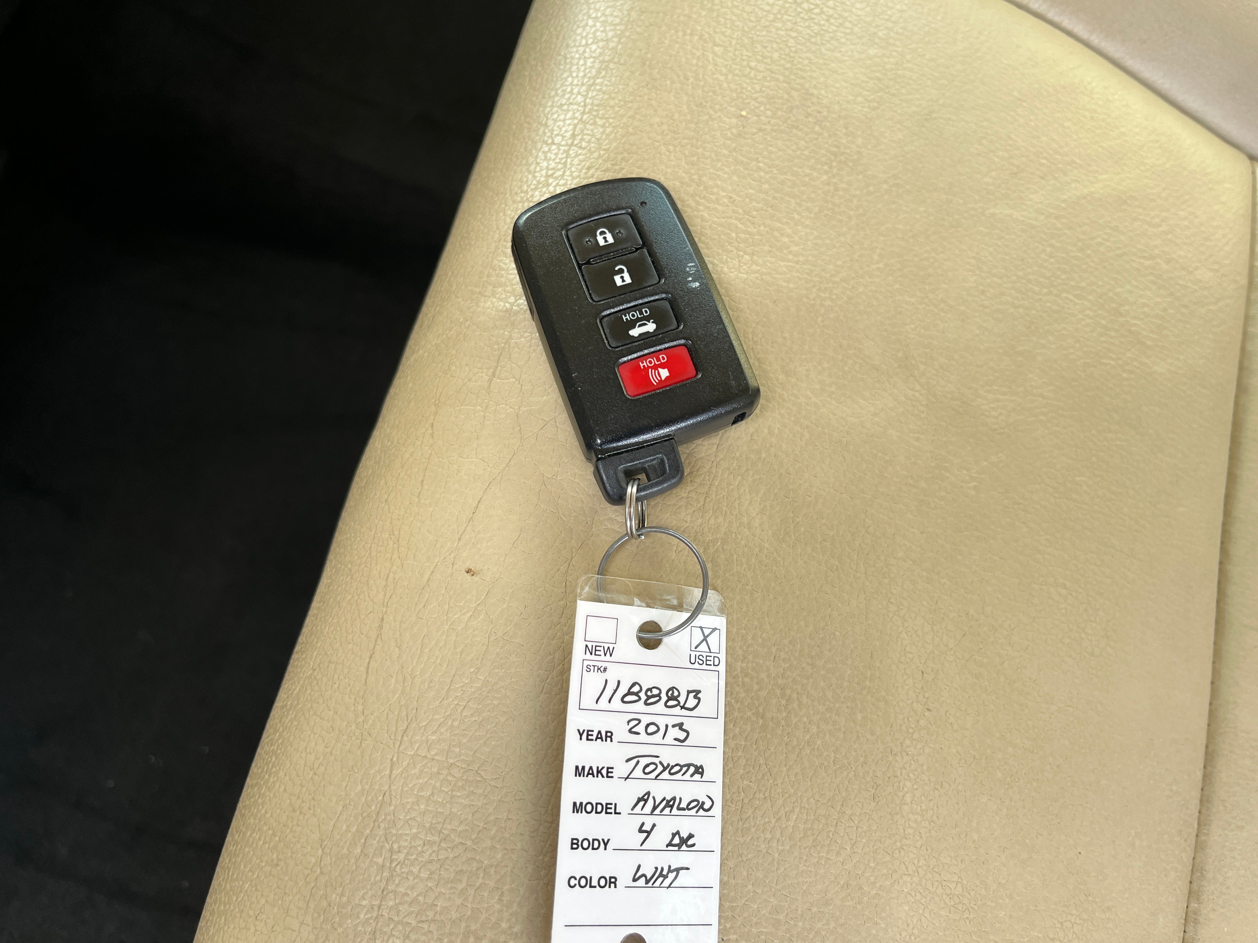 2013 Toyota Avalon XLE