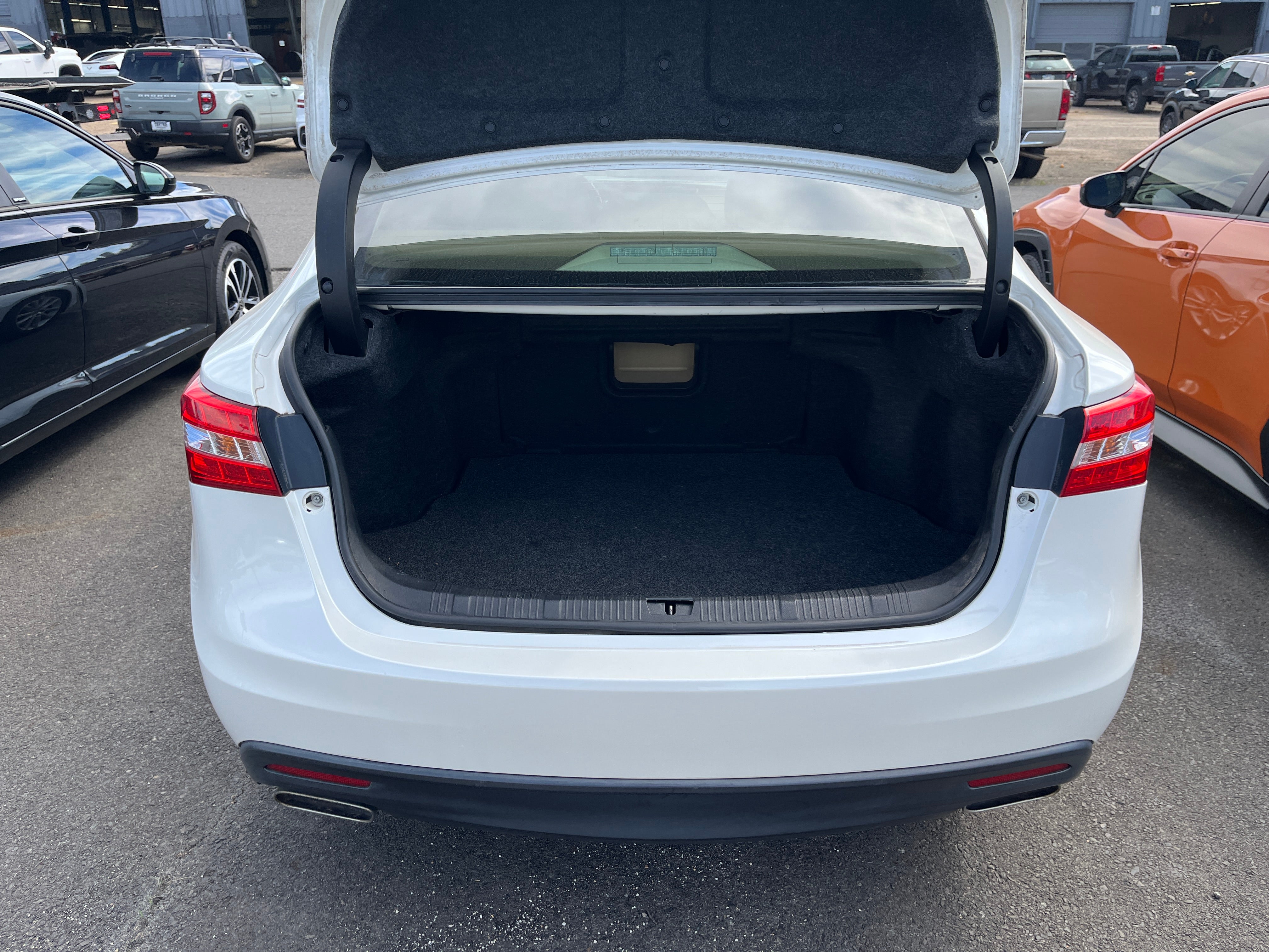 2013 Toyota Avalon XLE