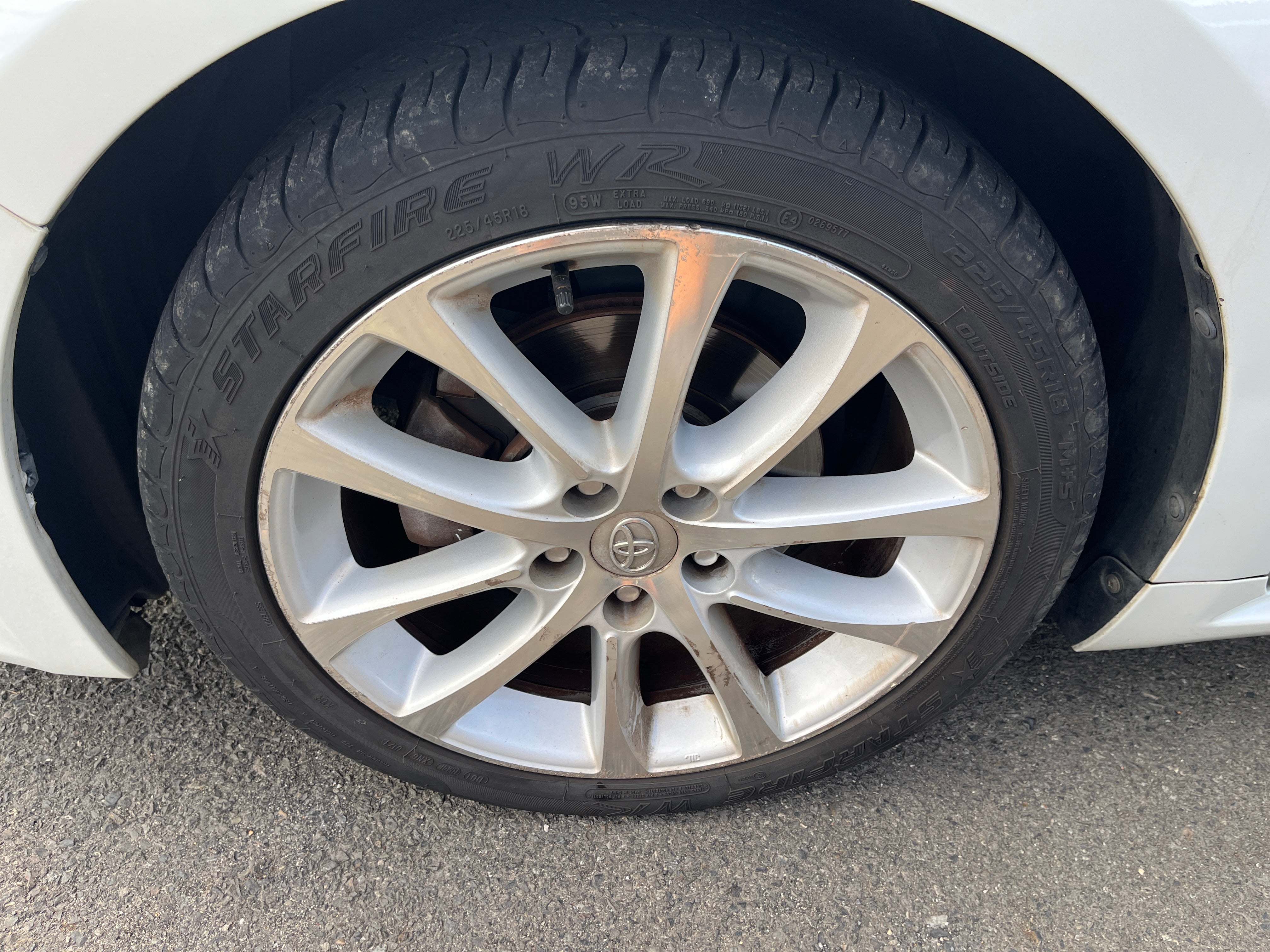 2013 Toyota Avalon XLE