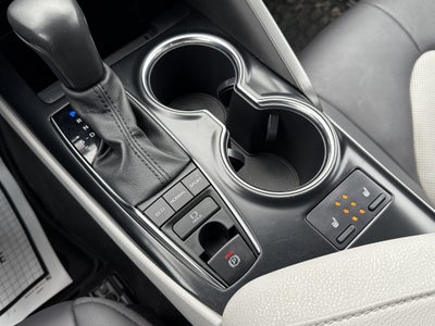 2020 Toyota Camry XLE