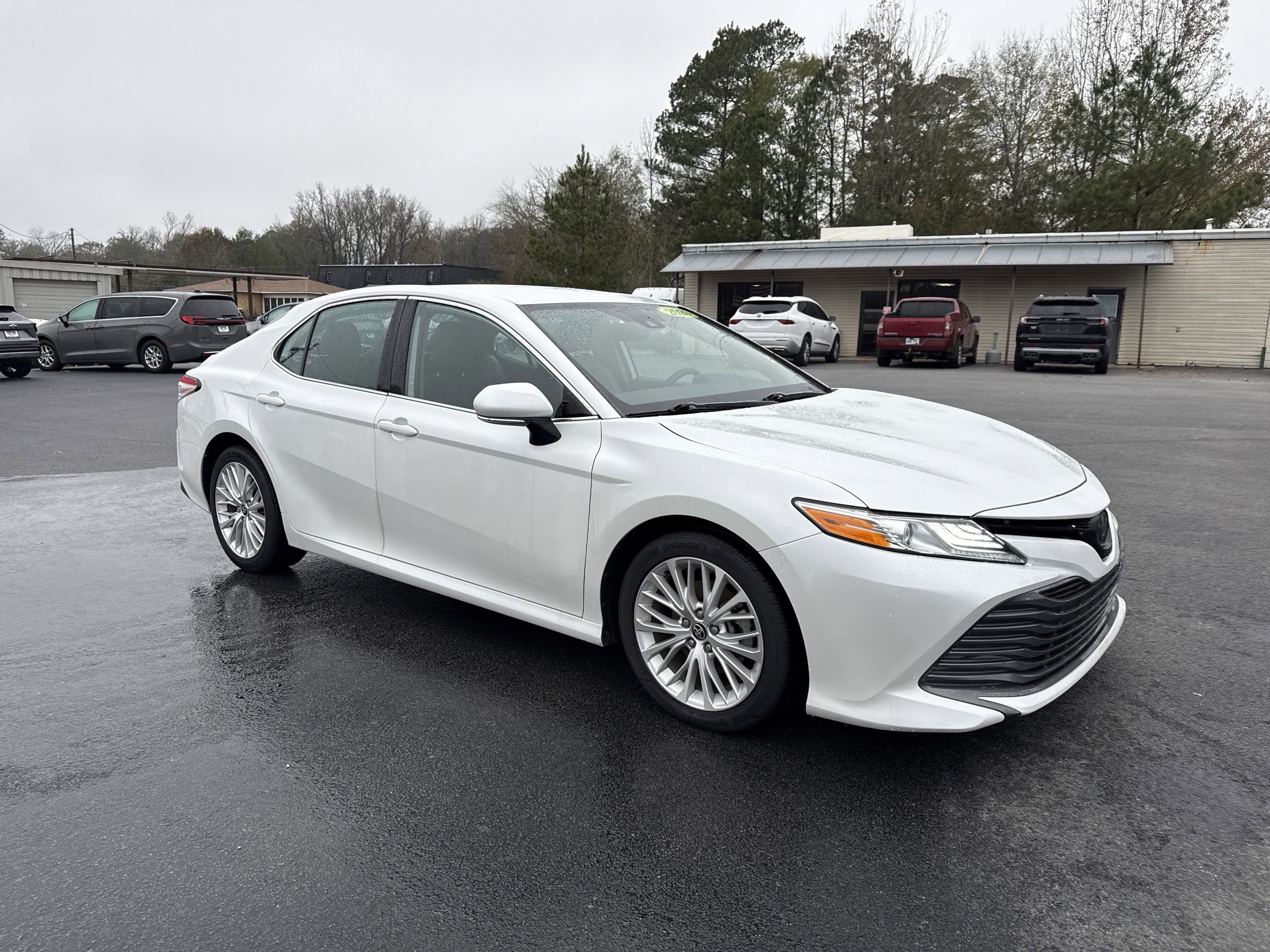 2020 Toyota Camry XLE