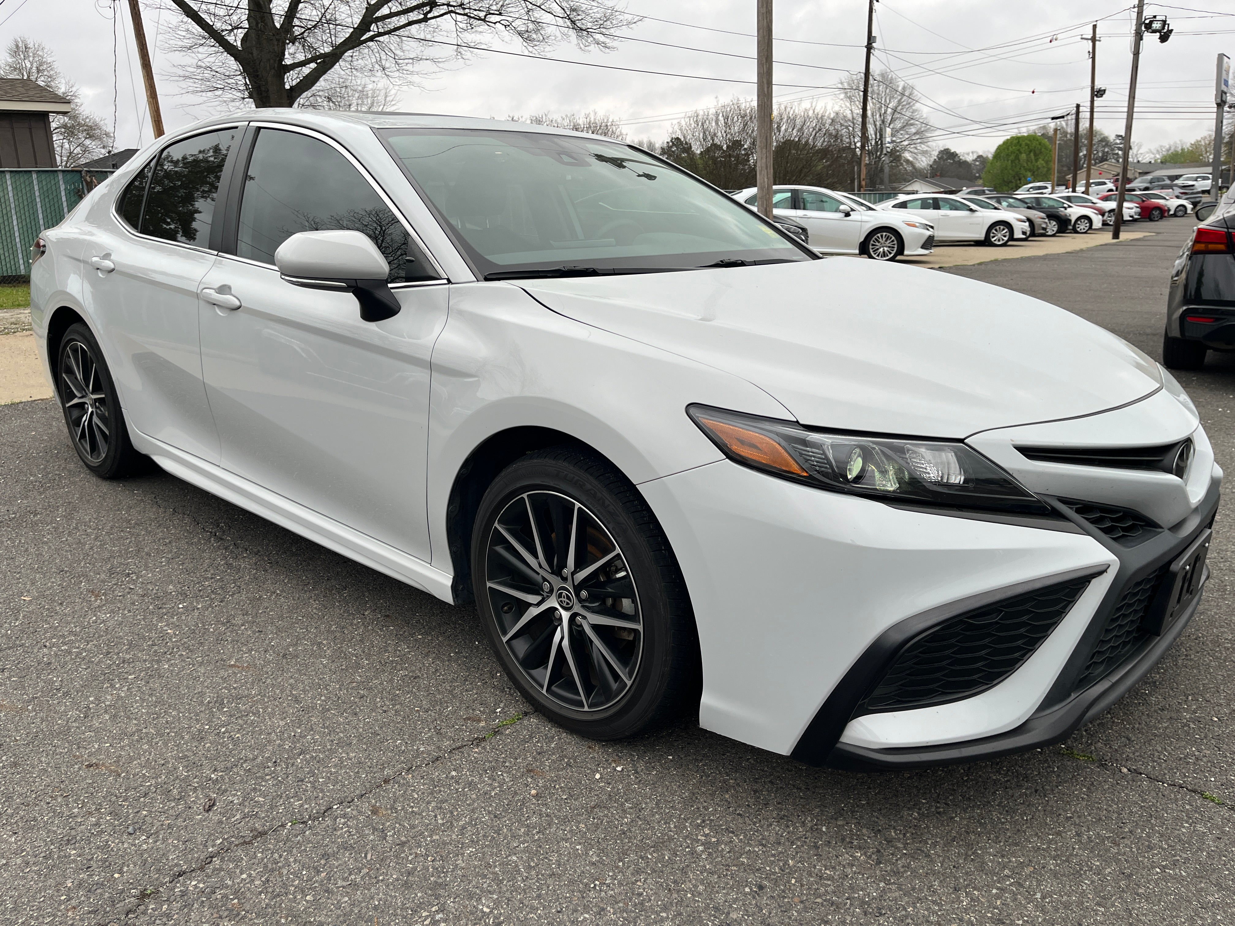 2024 Toyota Camry SE