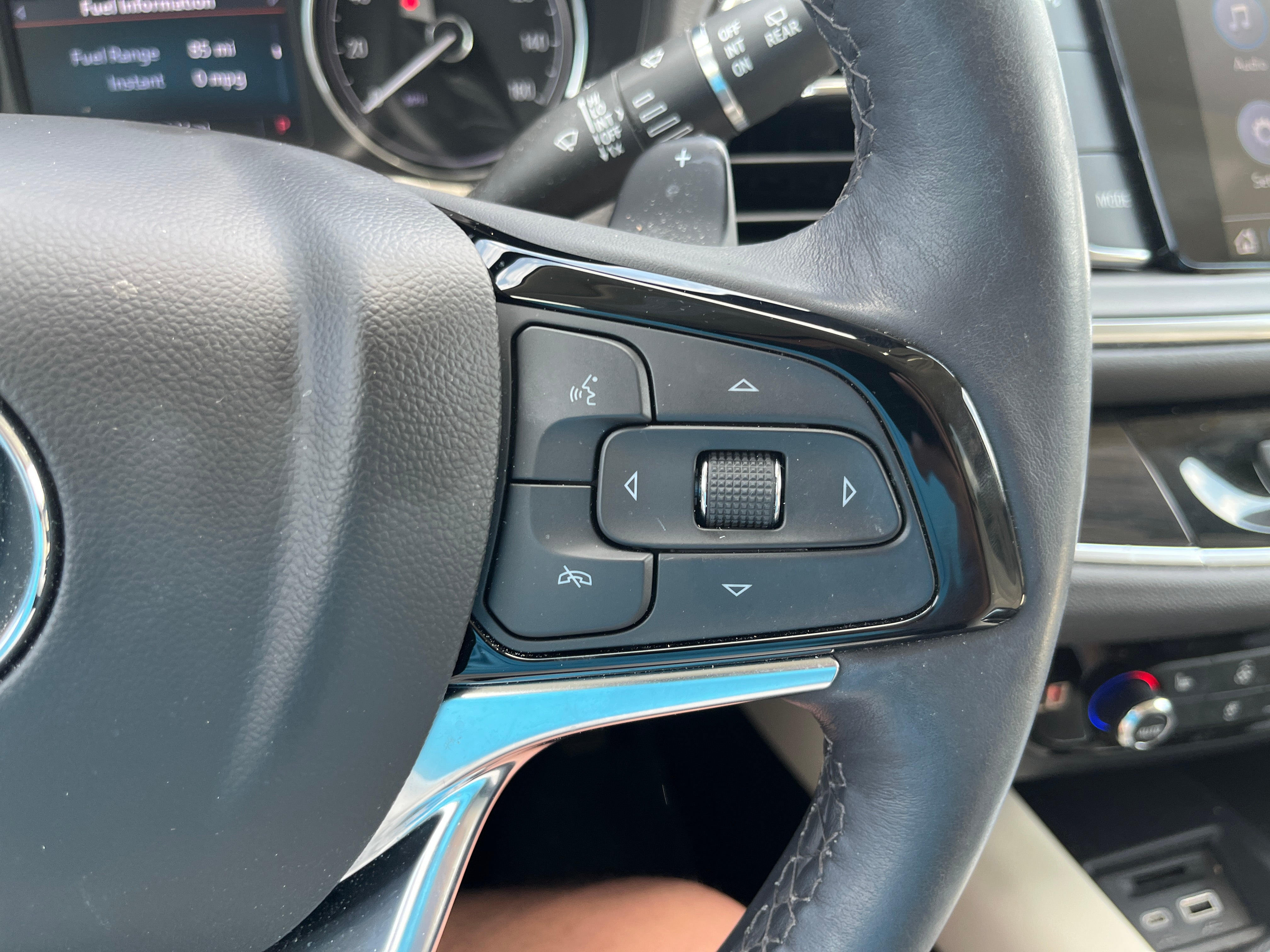 2024 Buick Enclave Essence