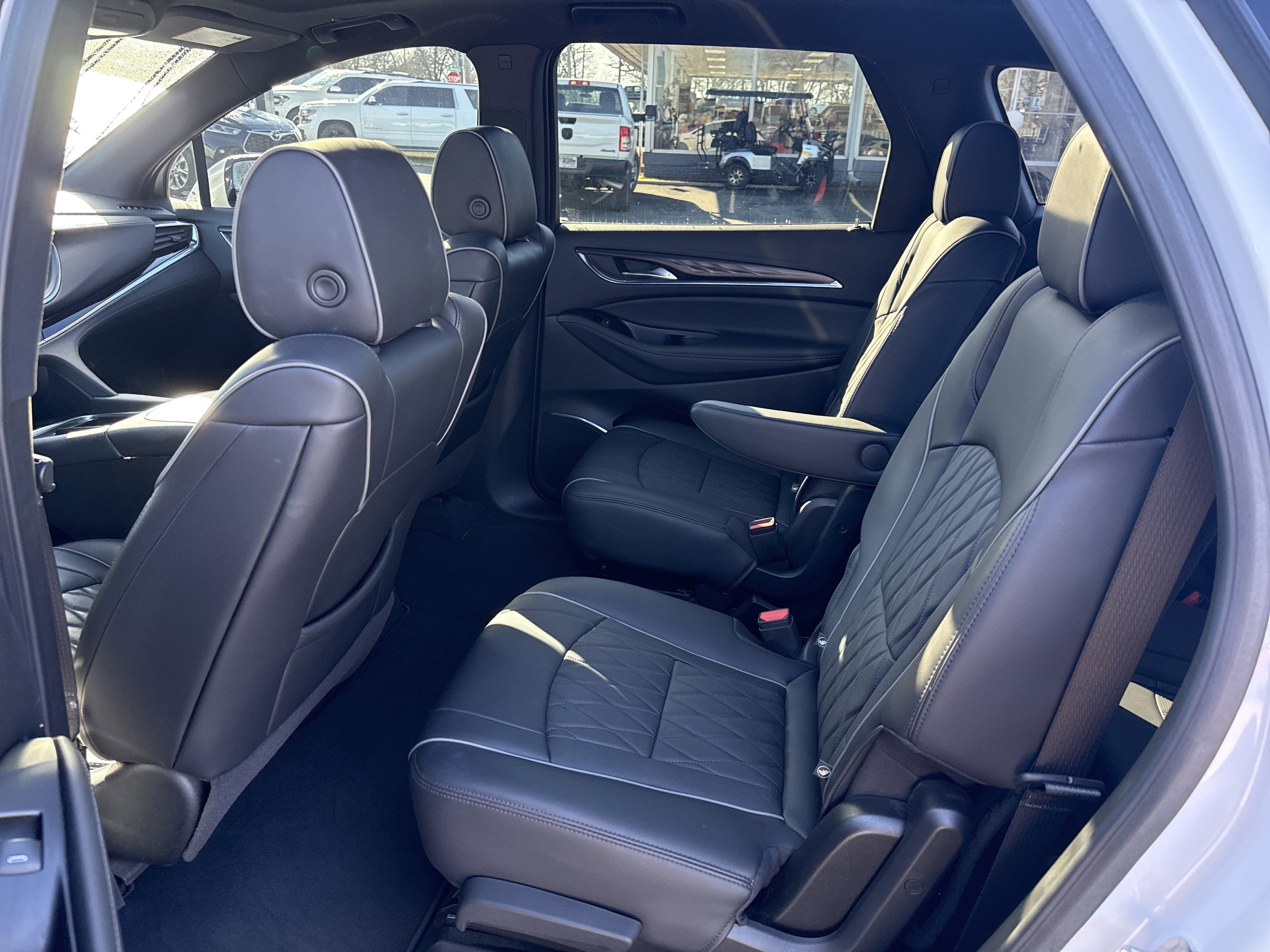 2023 Buick Enclave Base