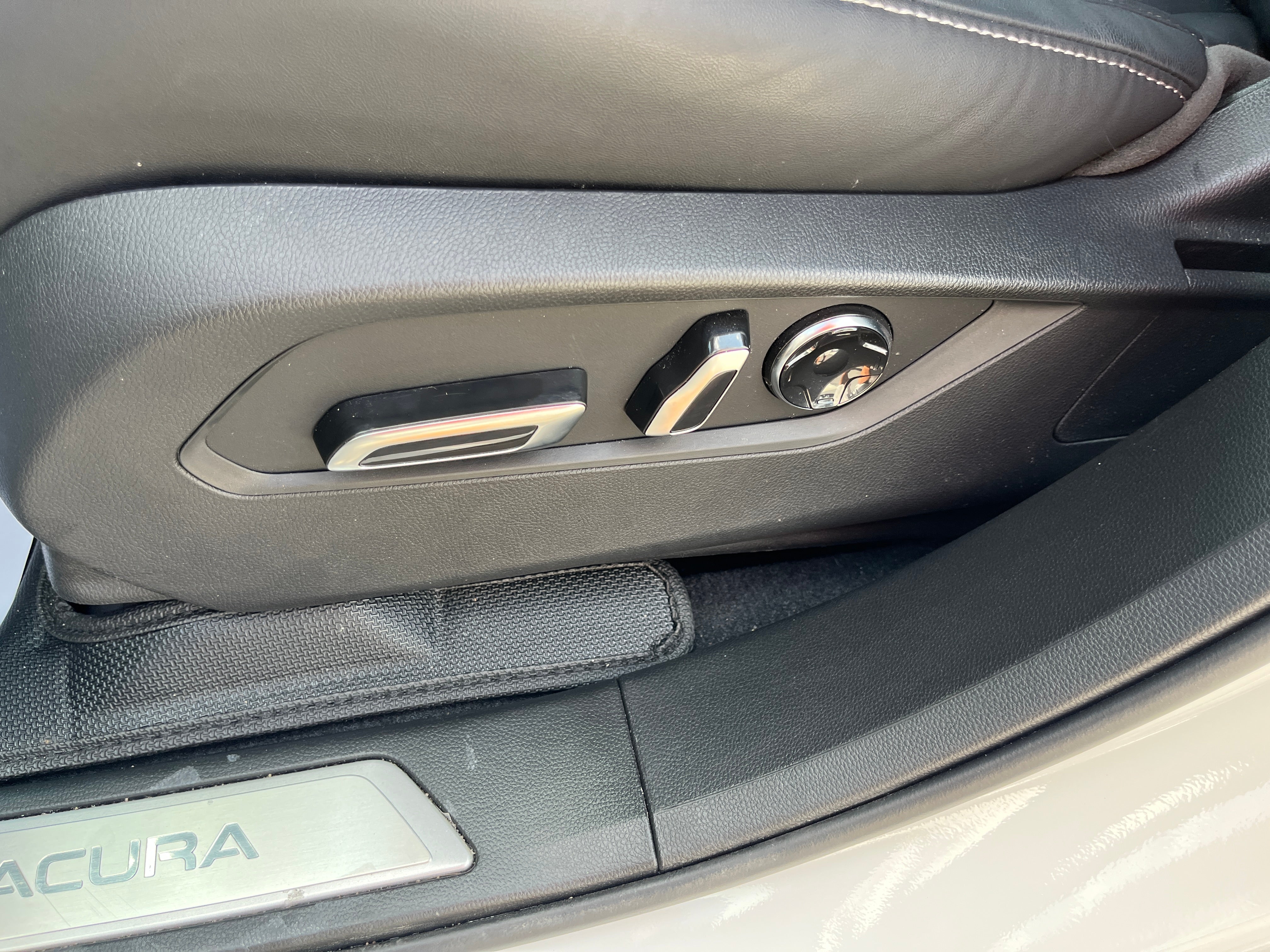 2025 Acura RDX w/Technology Package