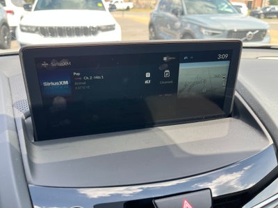 2025 Acura RDX w/Technology Package