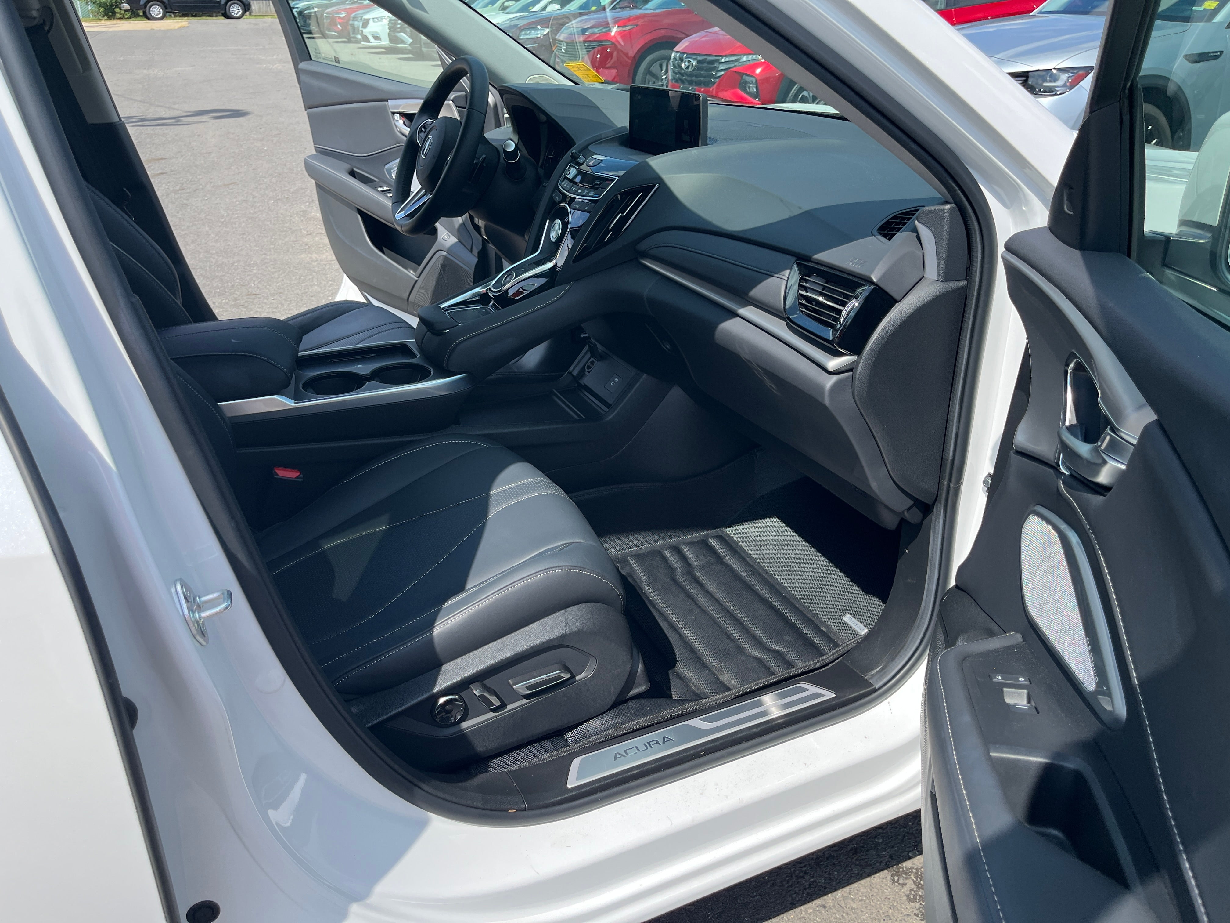 2025 Acura RDX w/Technology Package