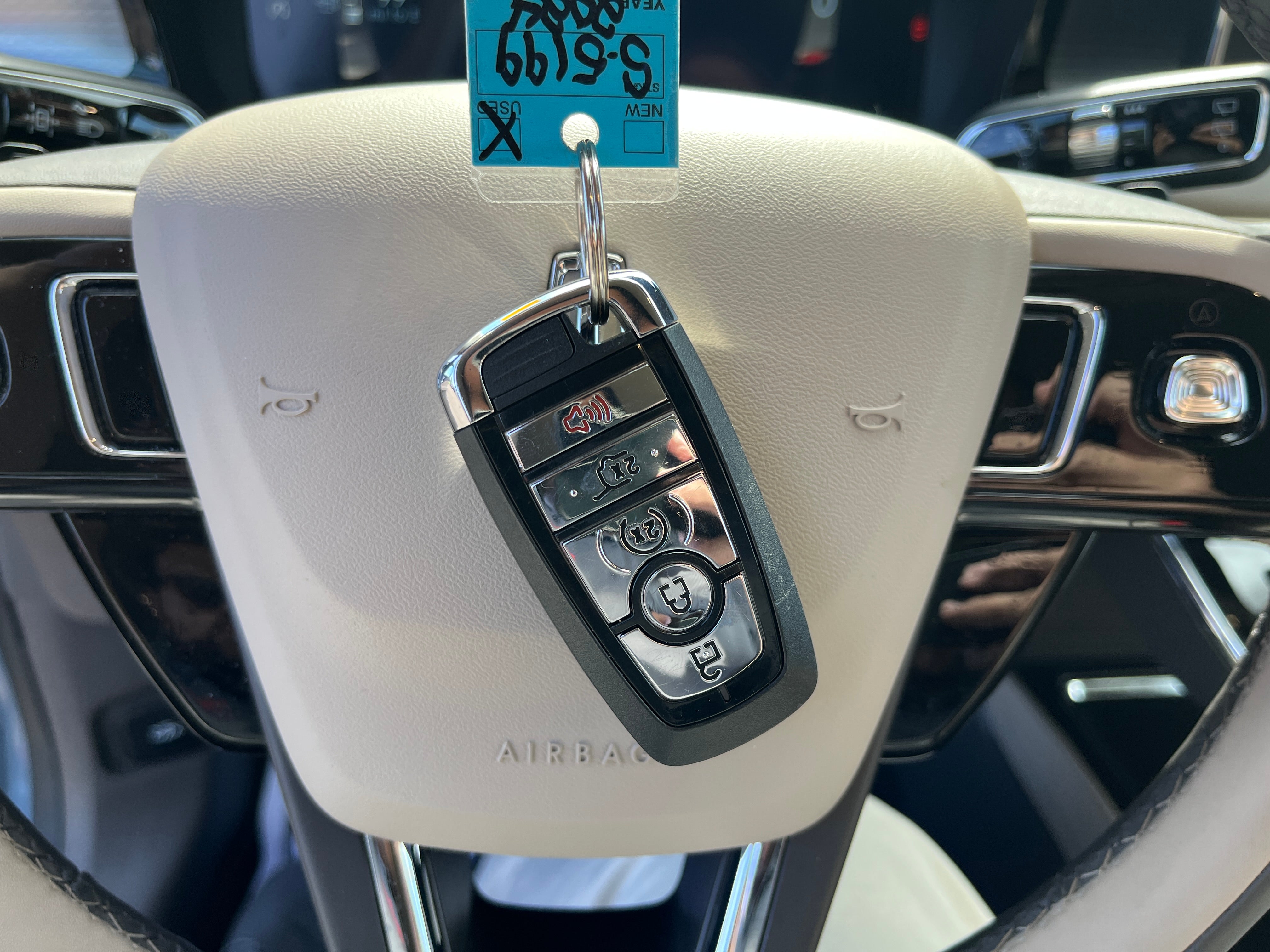 2024 Lincoln Corsair Premiere