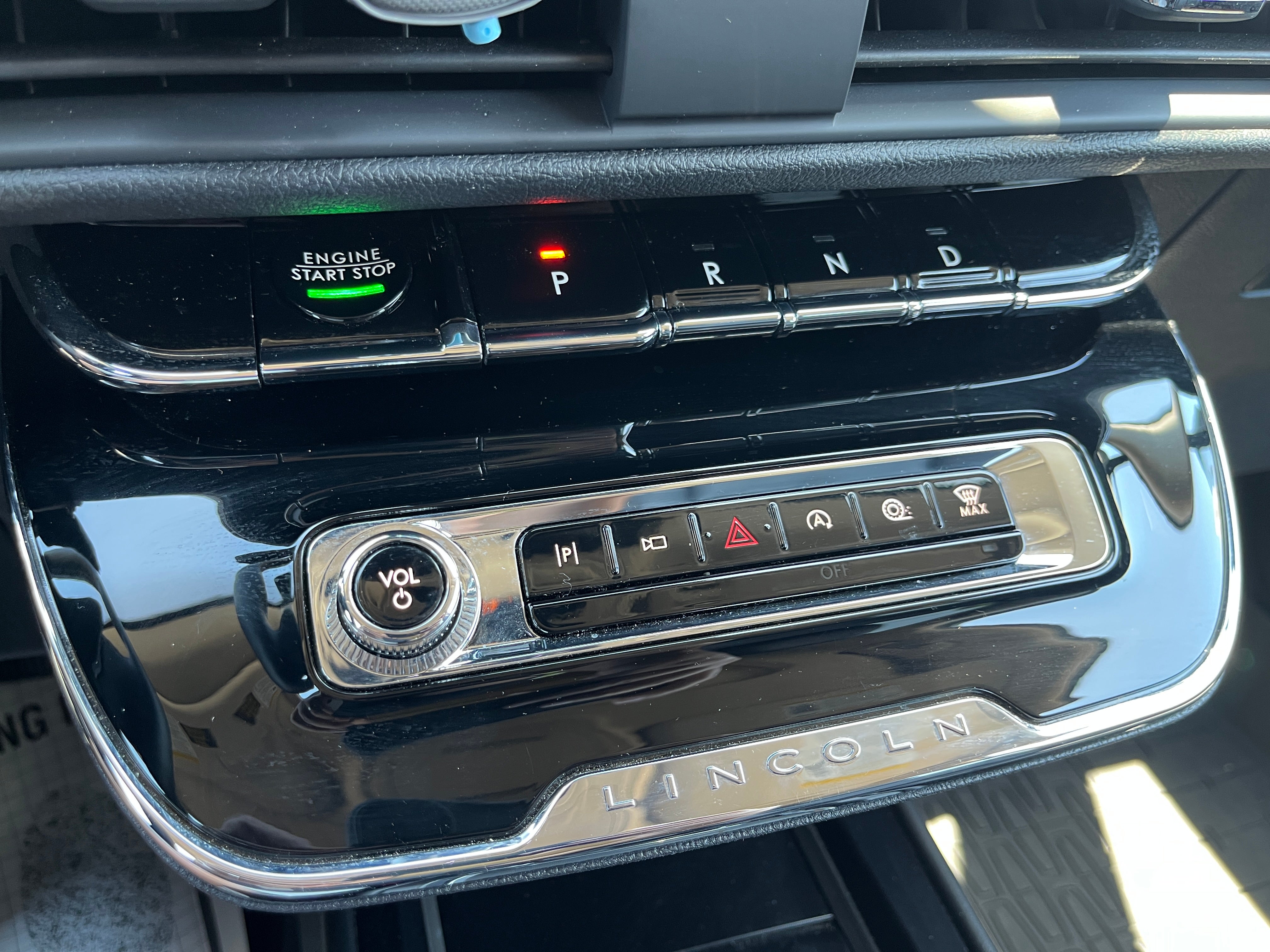 2024 Lincoln Corsair Premiere