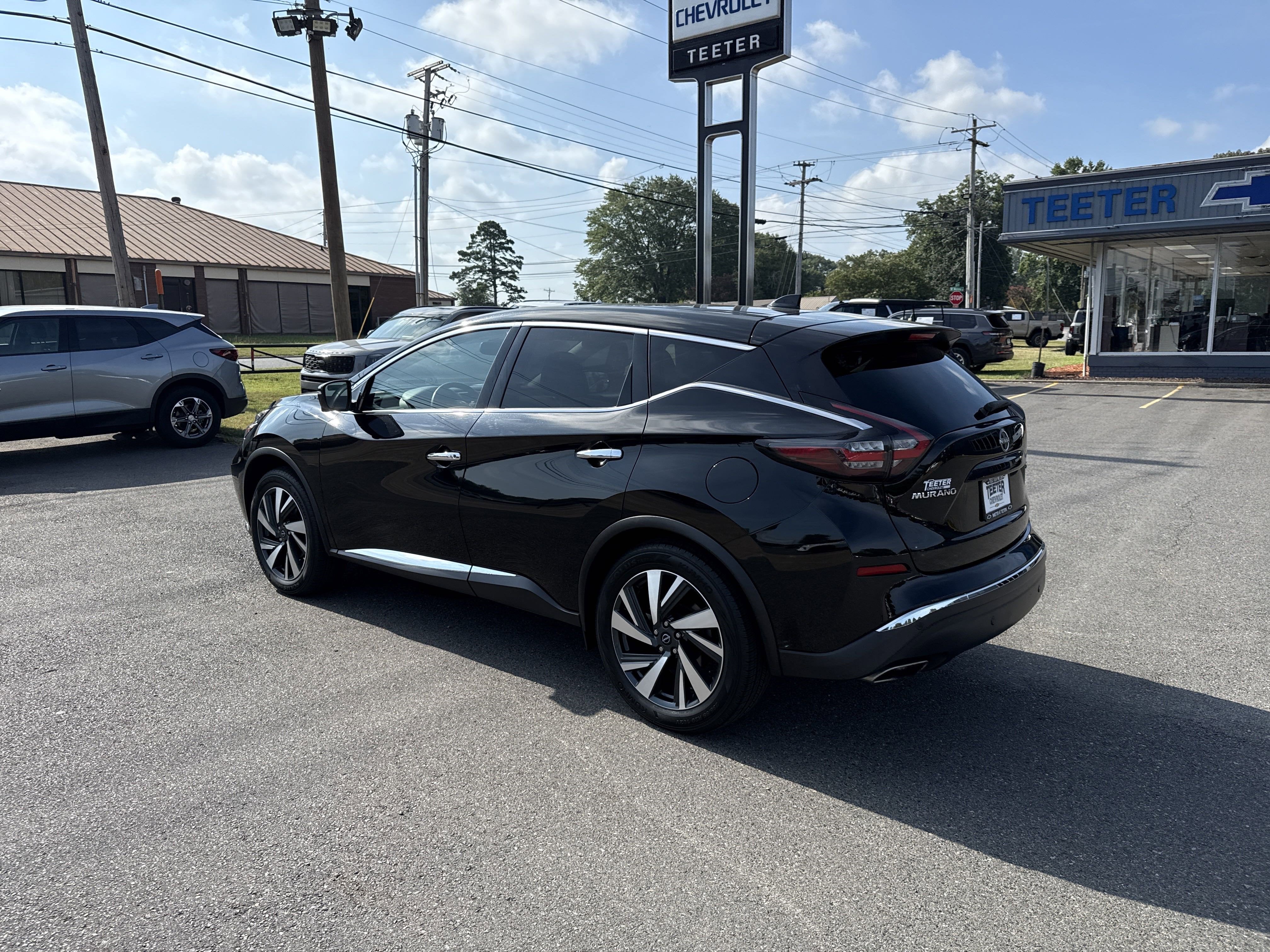 2023 Nissan Murano SL