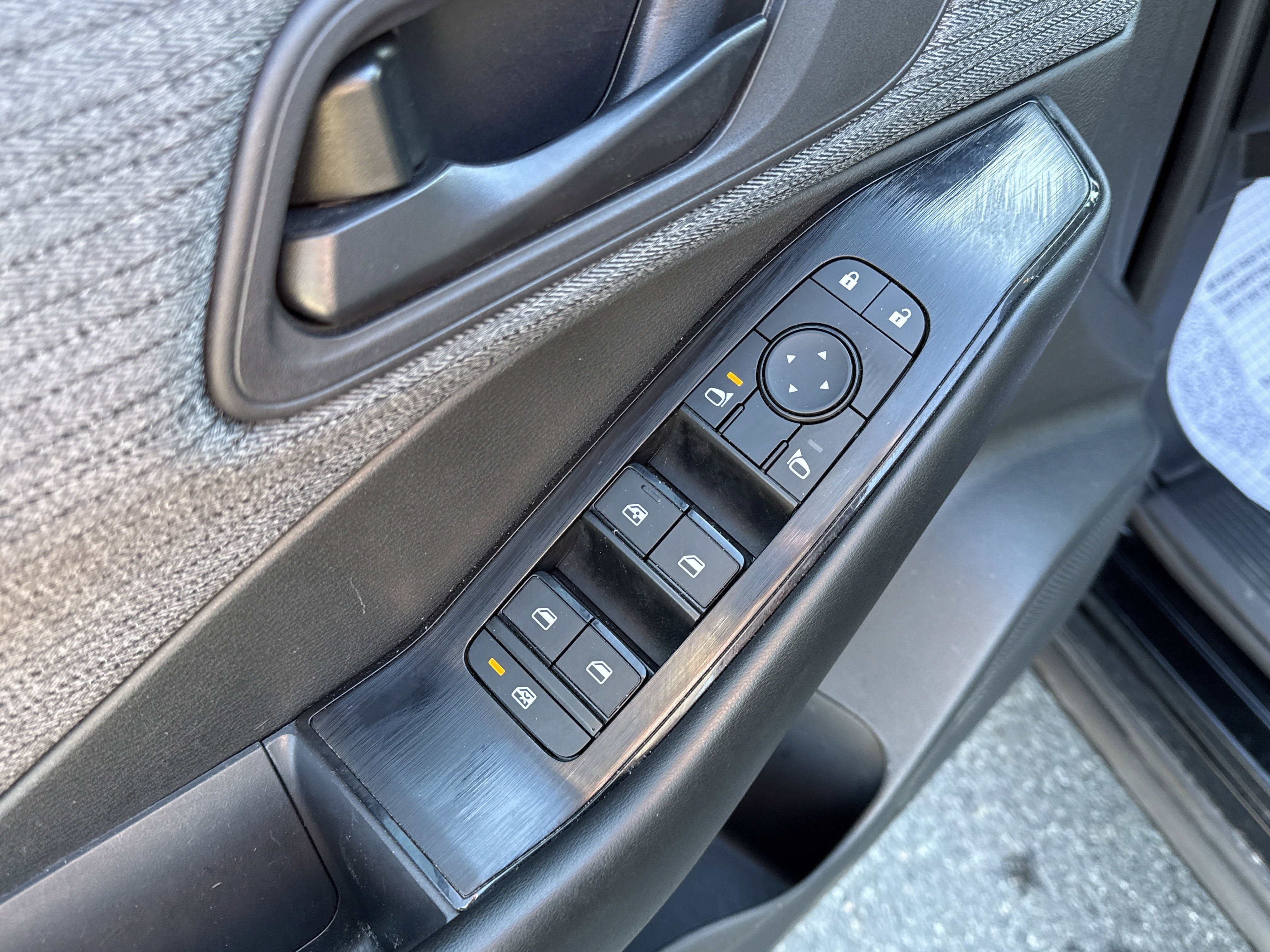 2023 Nissan Rogue Base