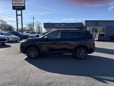 2023 Nissan Rogue Base