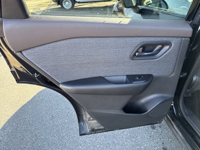 2023 Nissan Rogue Base