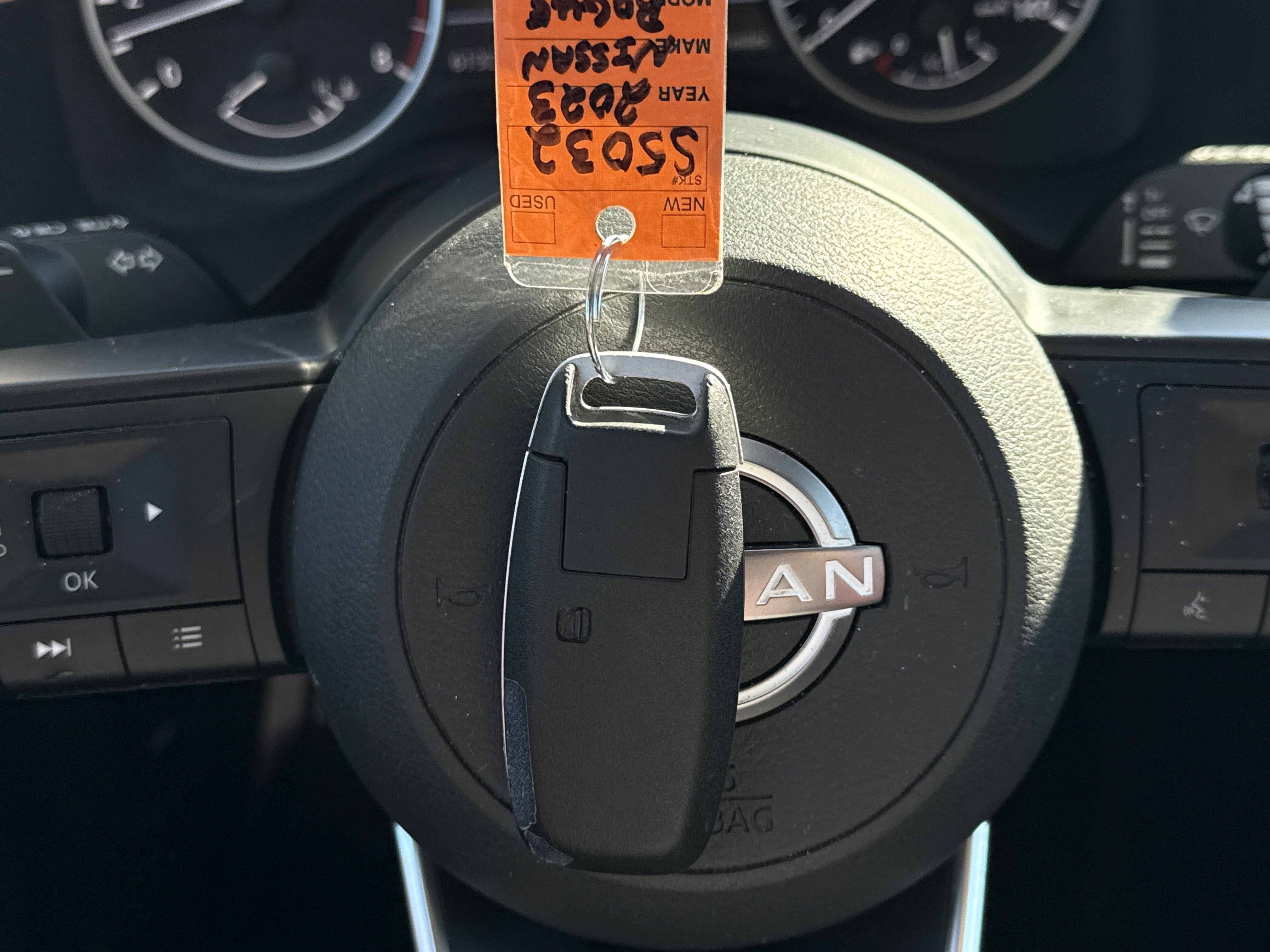 2023 Nissan Rogue Base