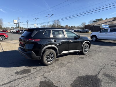 2023 Nissan Rogue Base