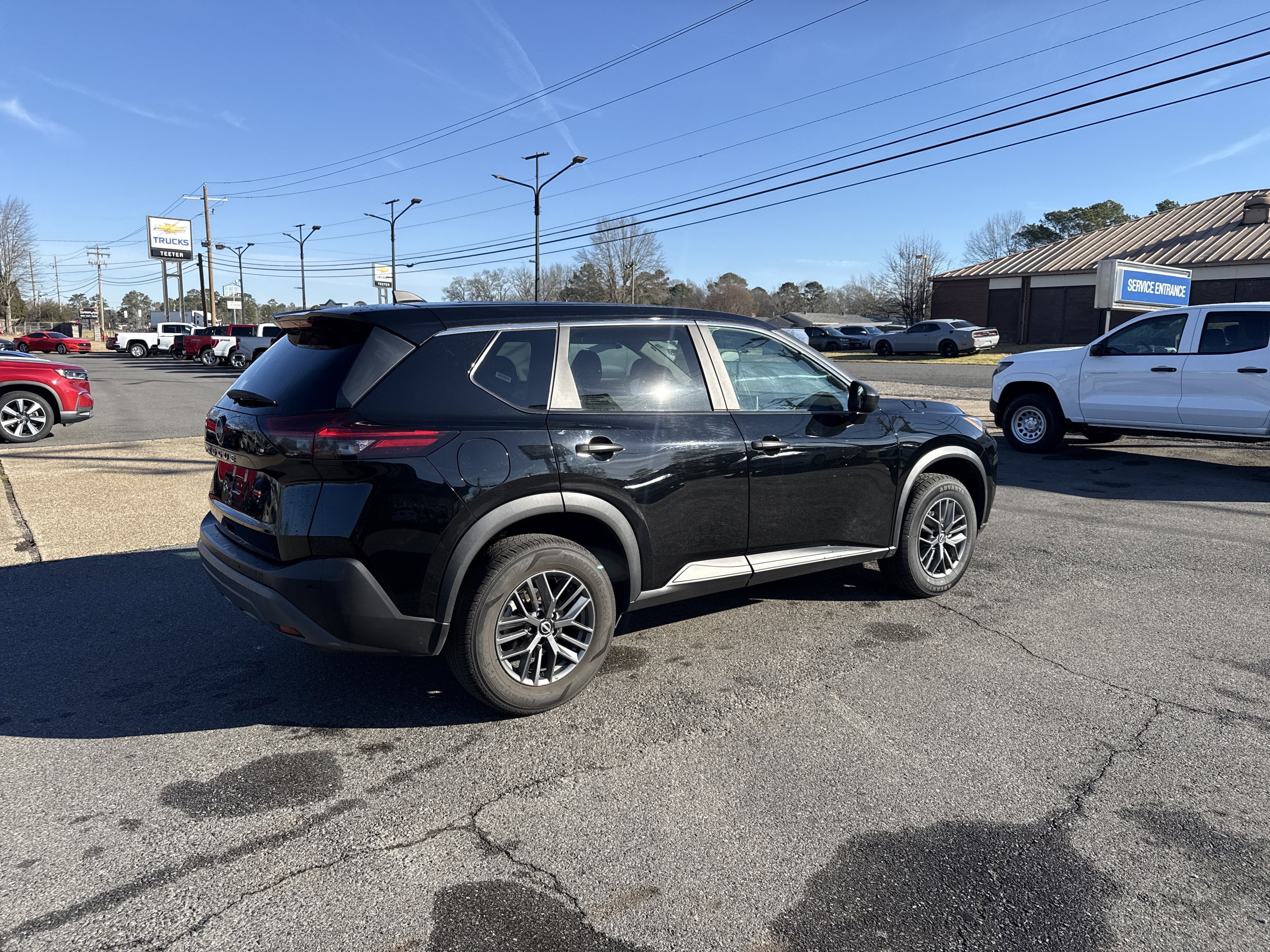 2023 Nissan Rogue Base