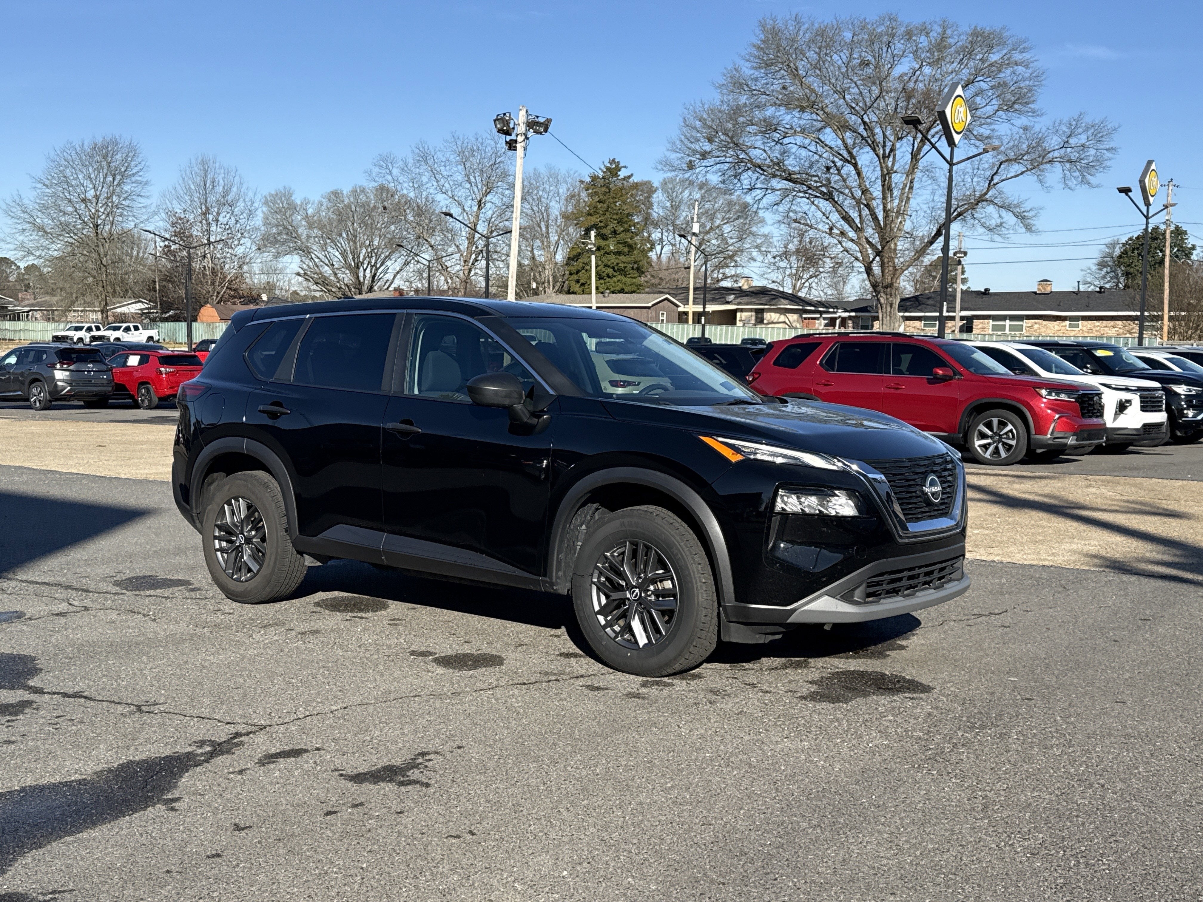 2023 Nissan Rogue Base