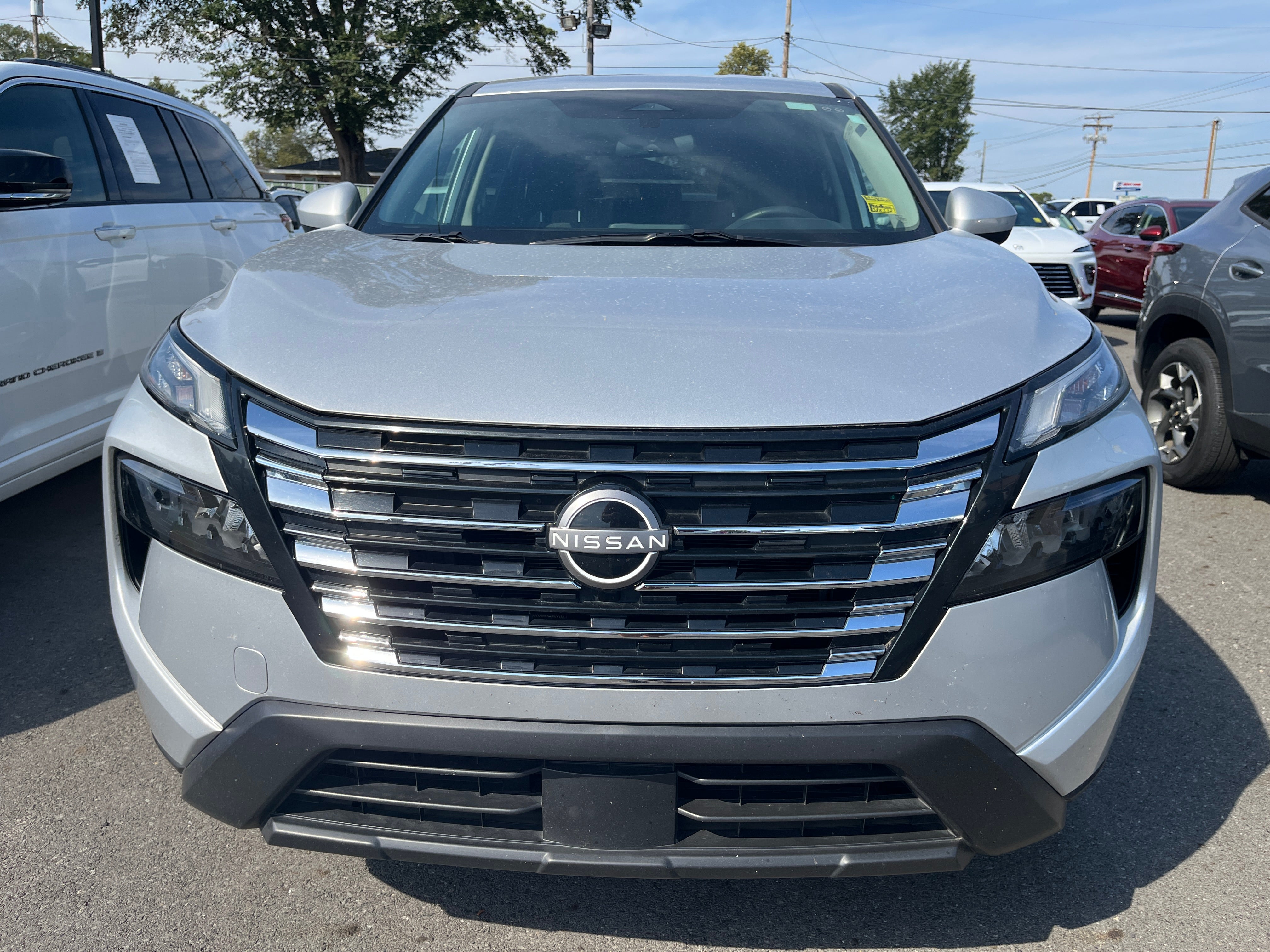 2025 Nissan Rogue SV