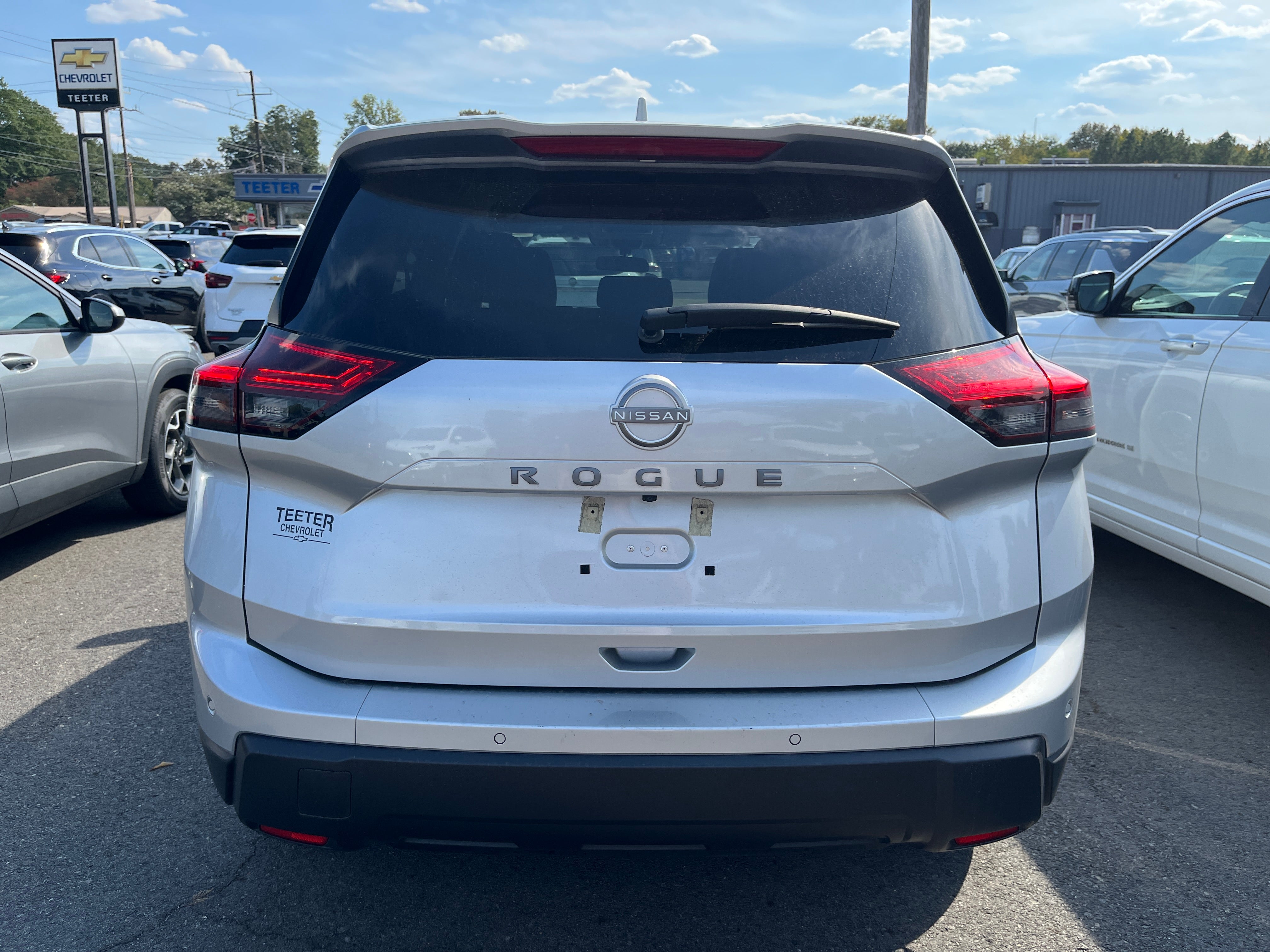 2025 Nissan Rogue SV