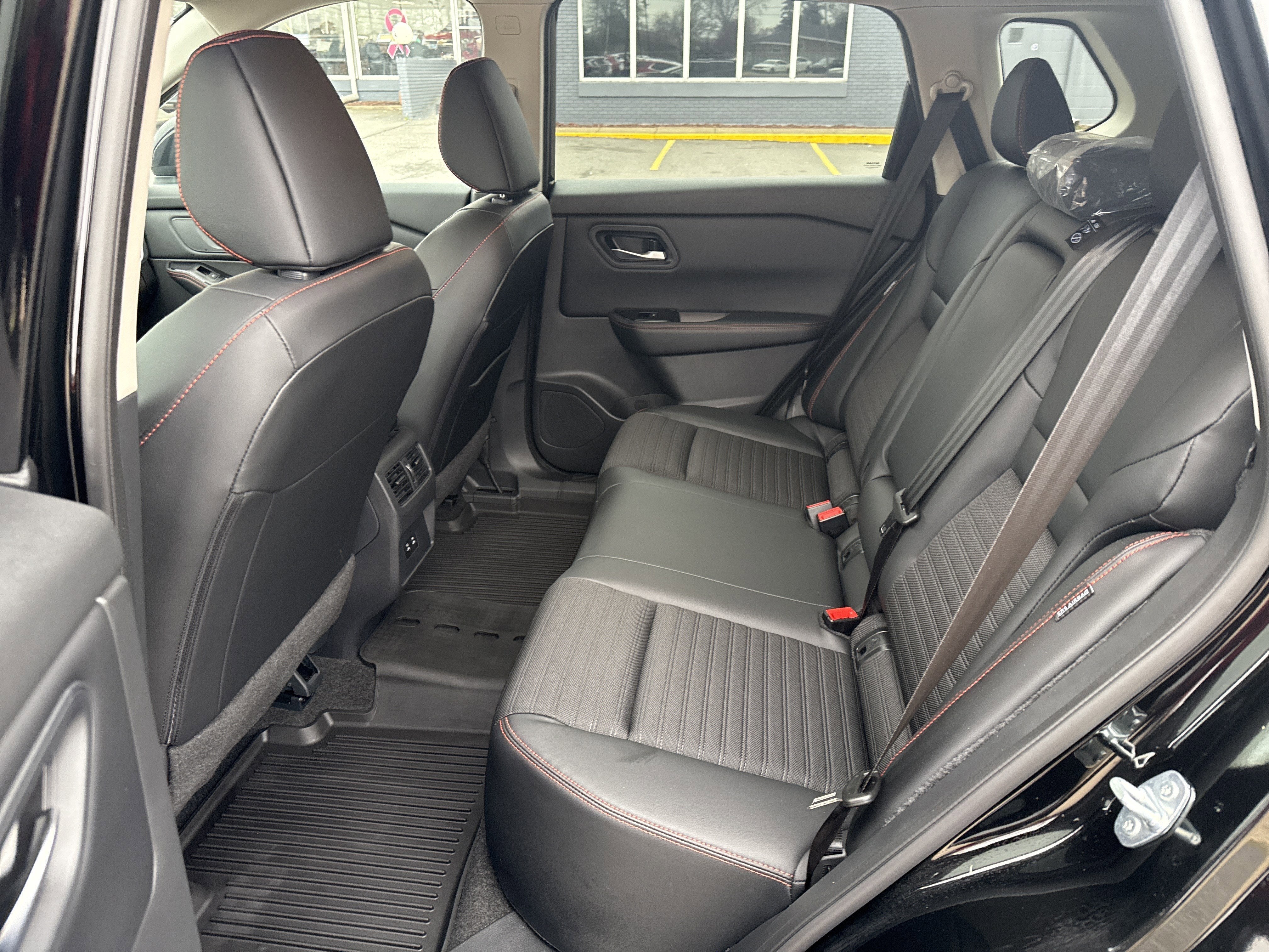 2025 Nissan Rogue Base