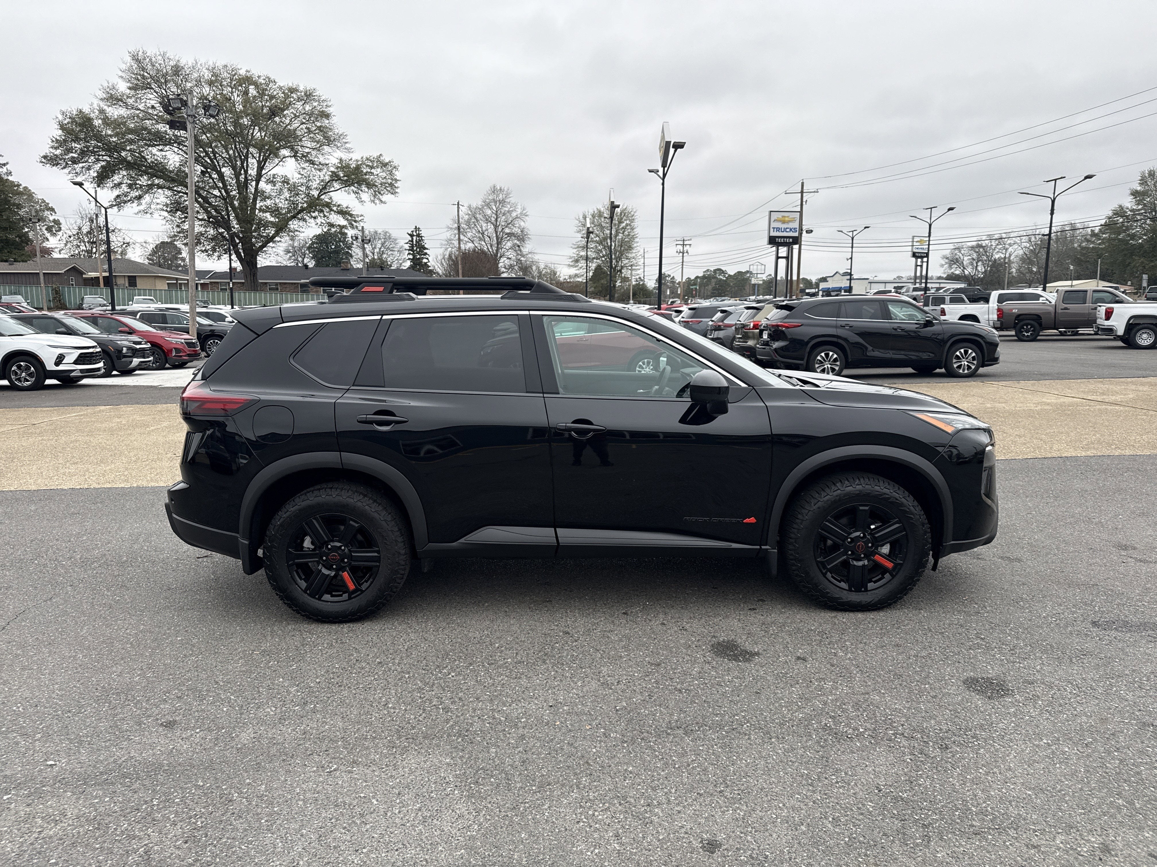 2025 Nissan Rogue Base