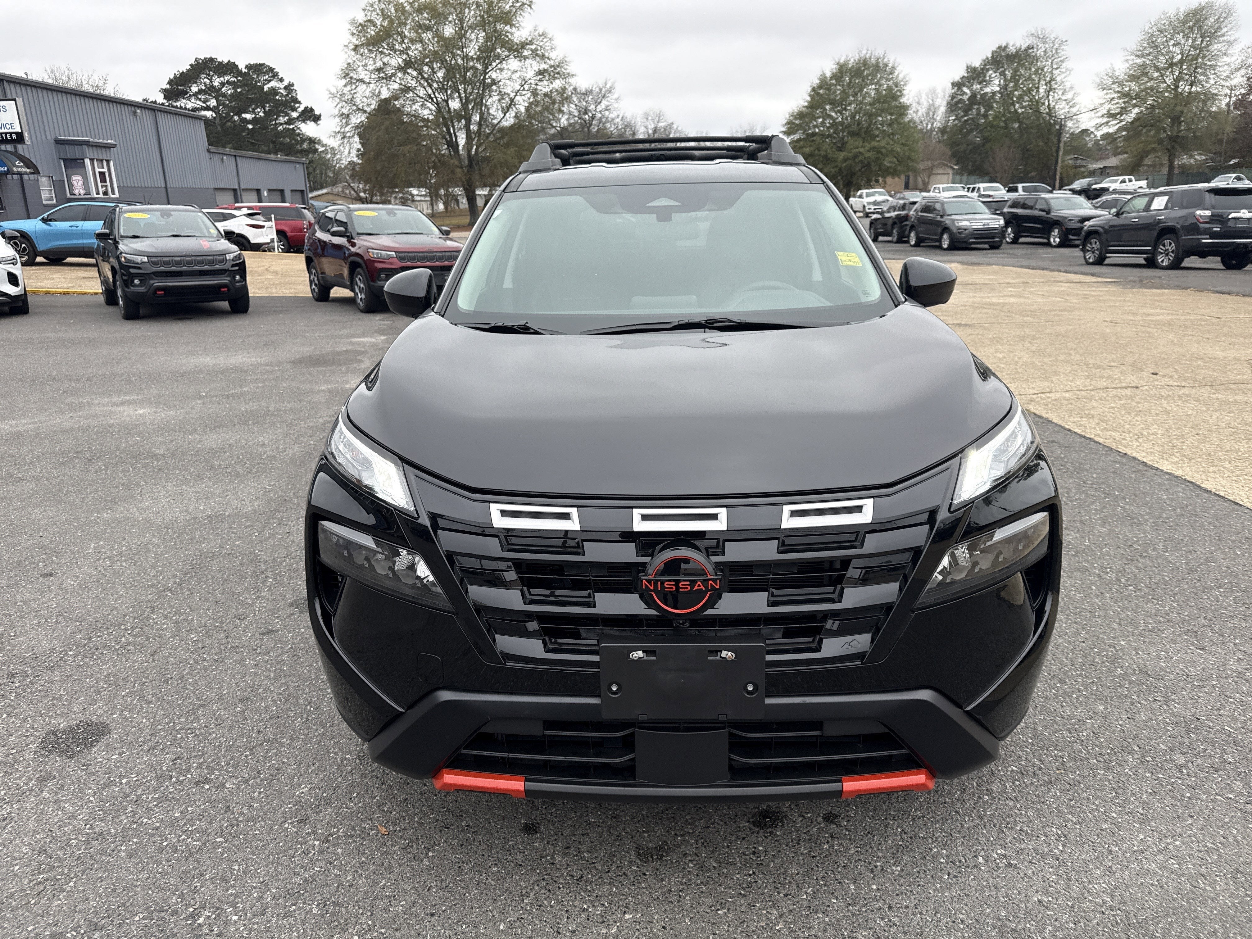 2025 Nissan Rogue Base