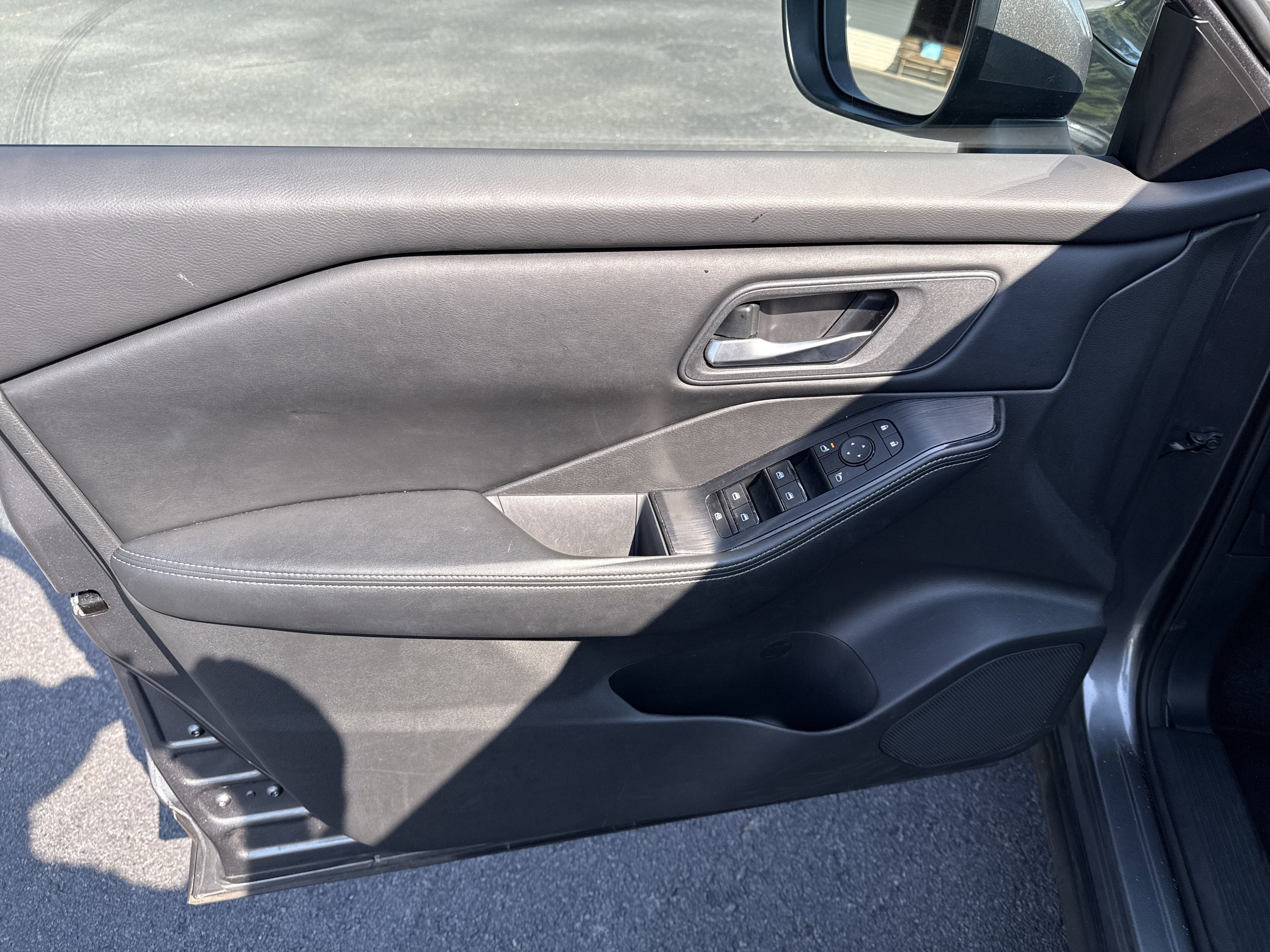 2024 Nissan Rogue Base