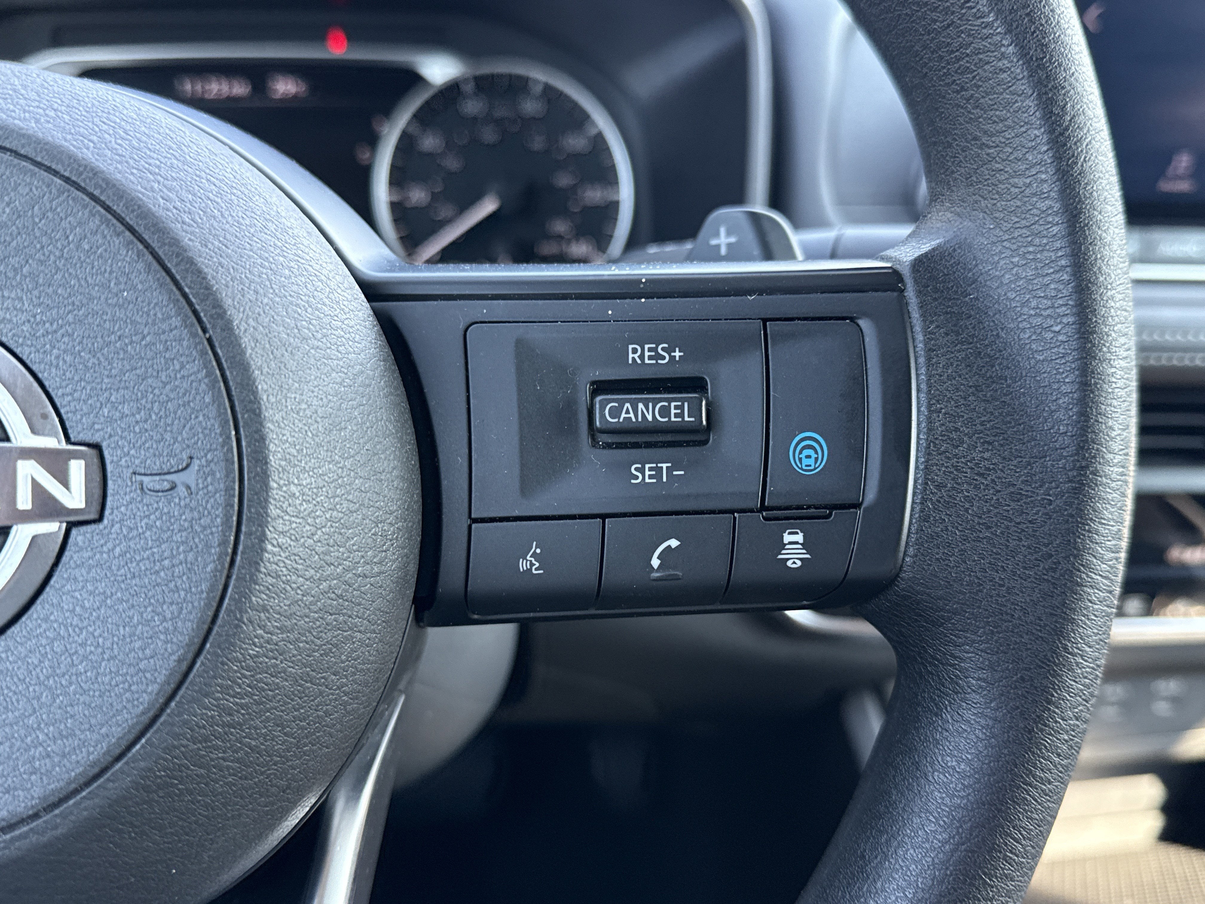 2024 Nissan Rogue Base