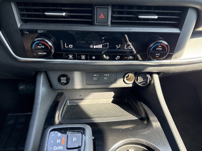 2024 Nissan Rogue Base