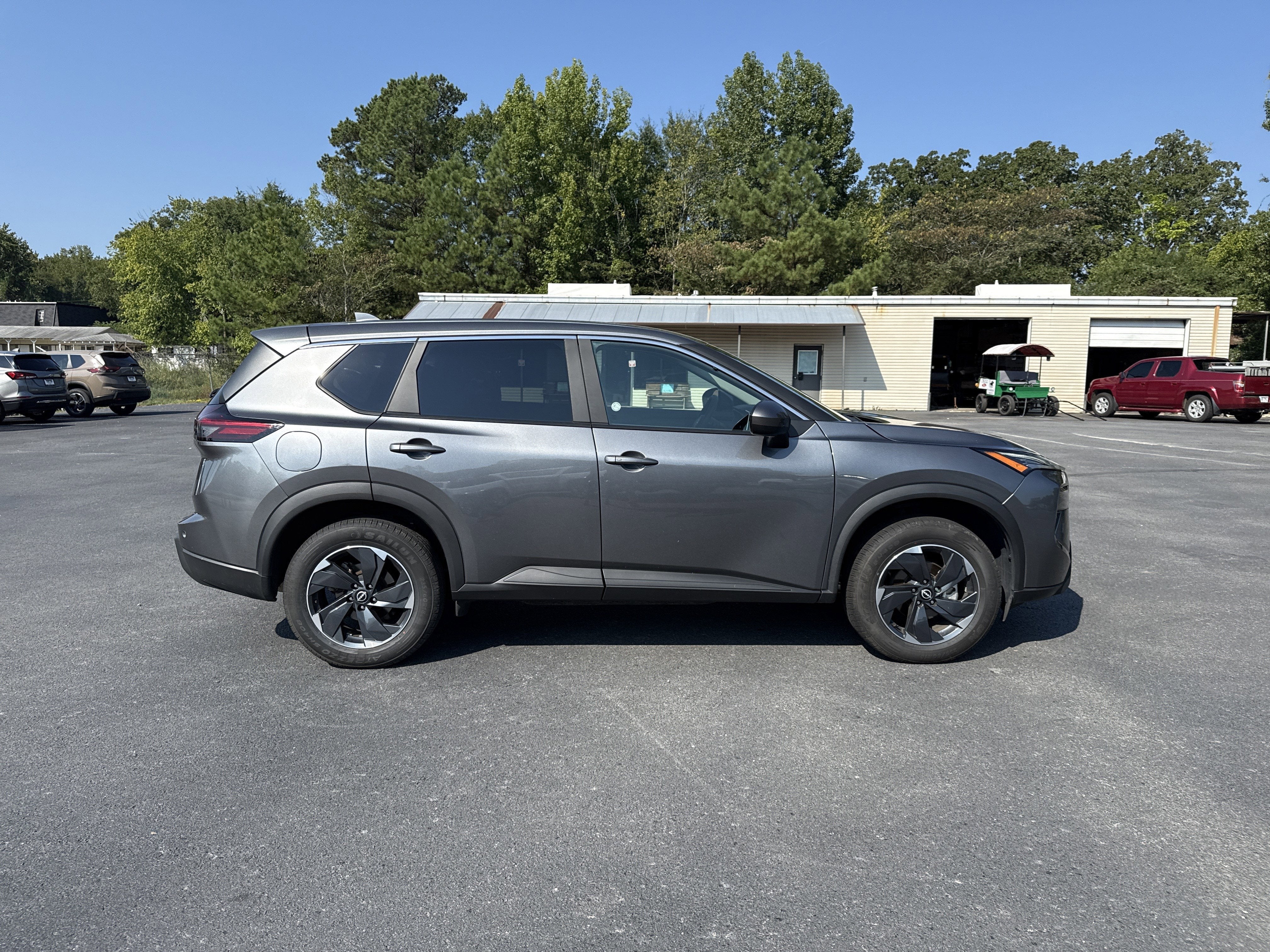 2024 Nissan Rogue Base