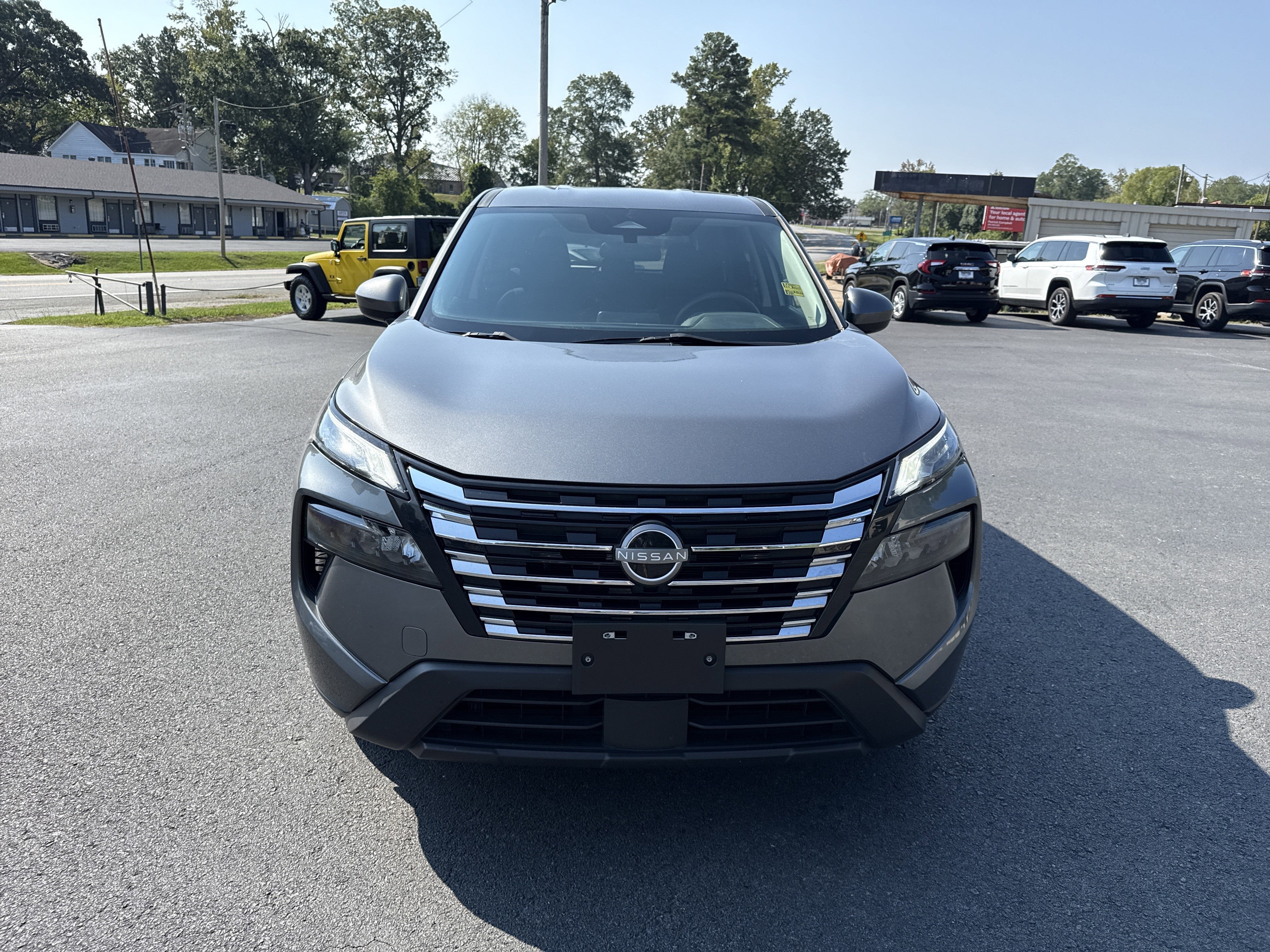 2024 Nissan Rogue Base