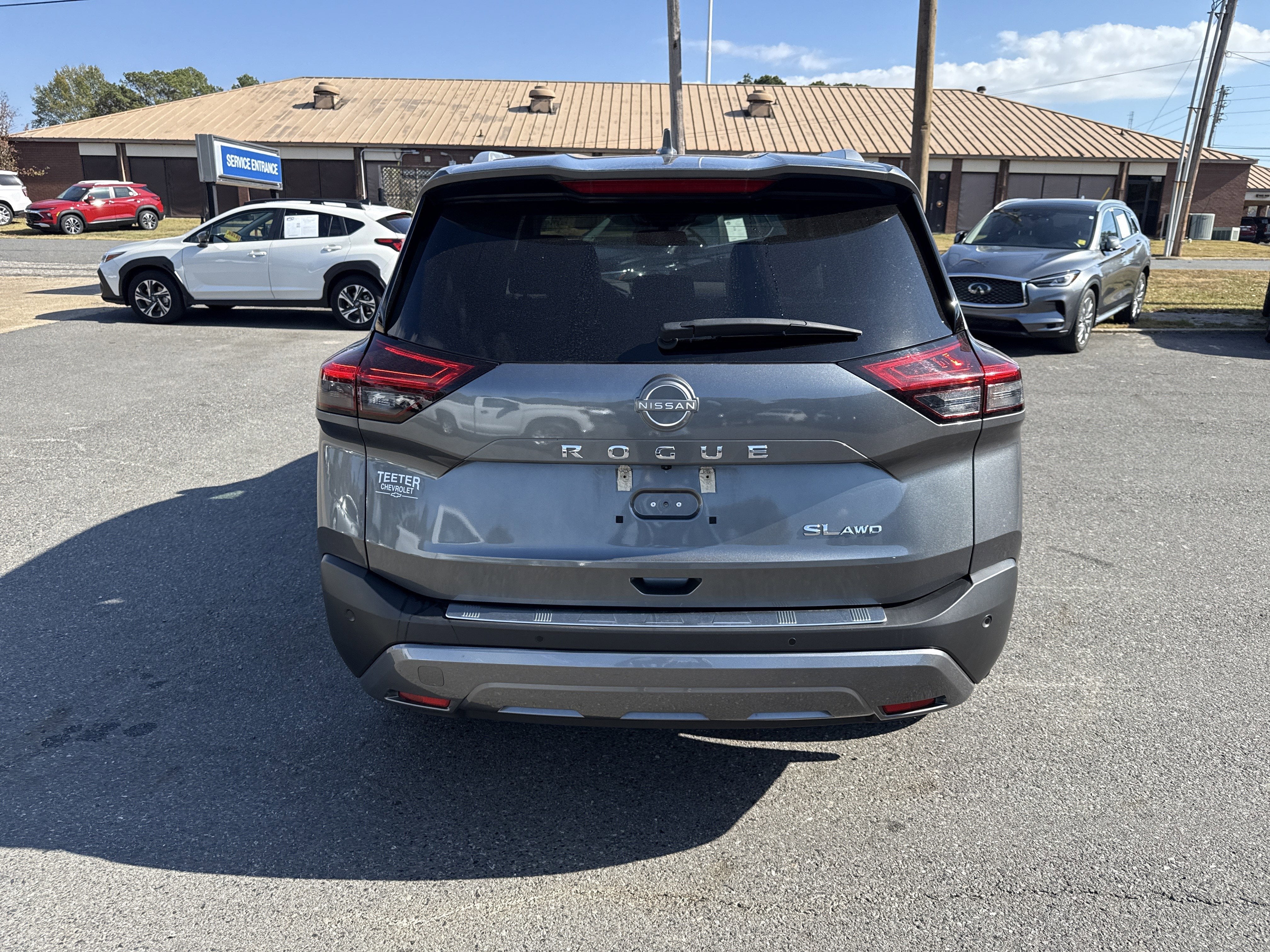 2023 Nissan Rogue SL