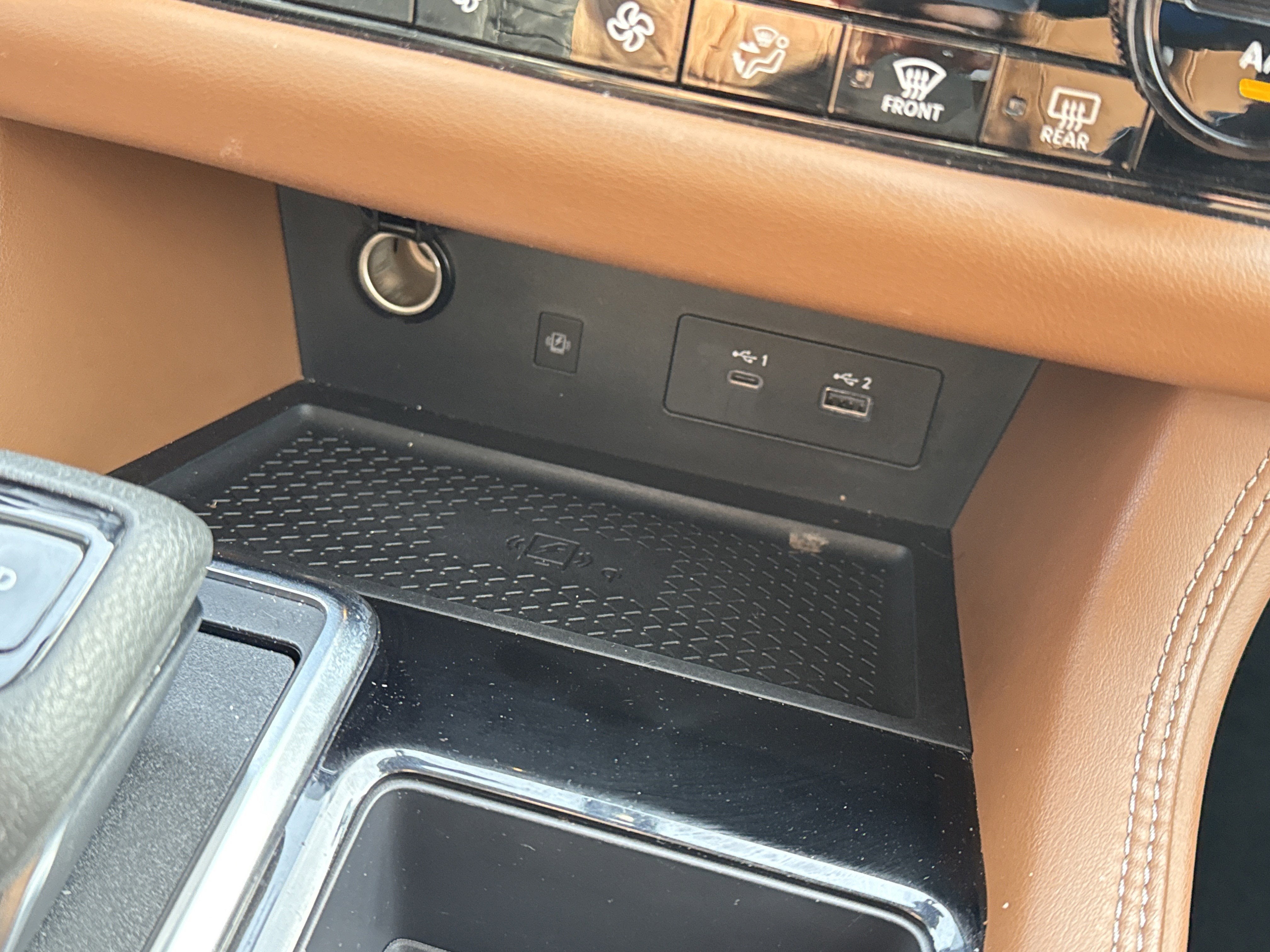 2023 Nissan Pathfinder Base