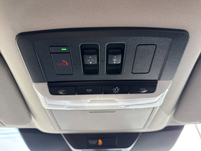 2023 Nissan Pathfinder Base