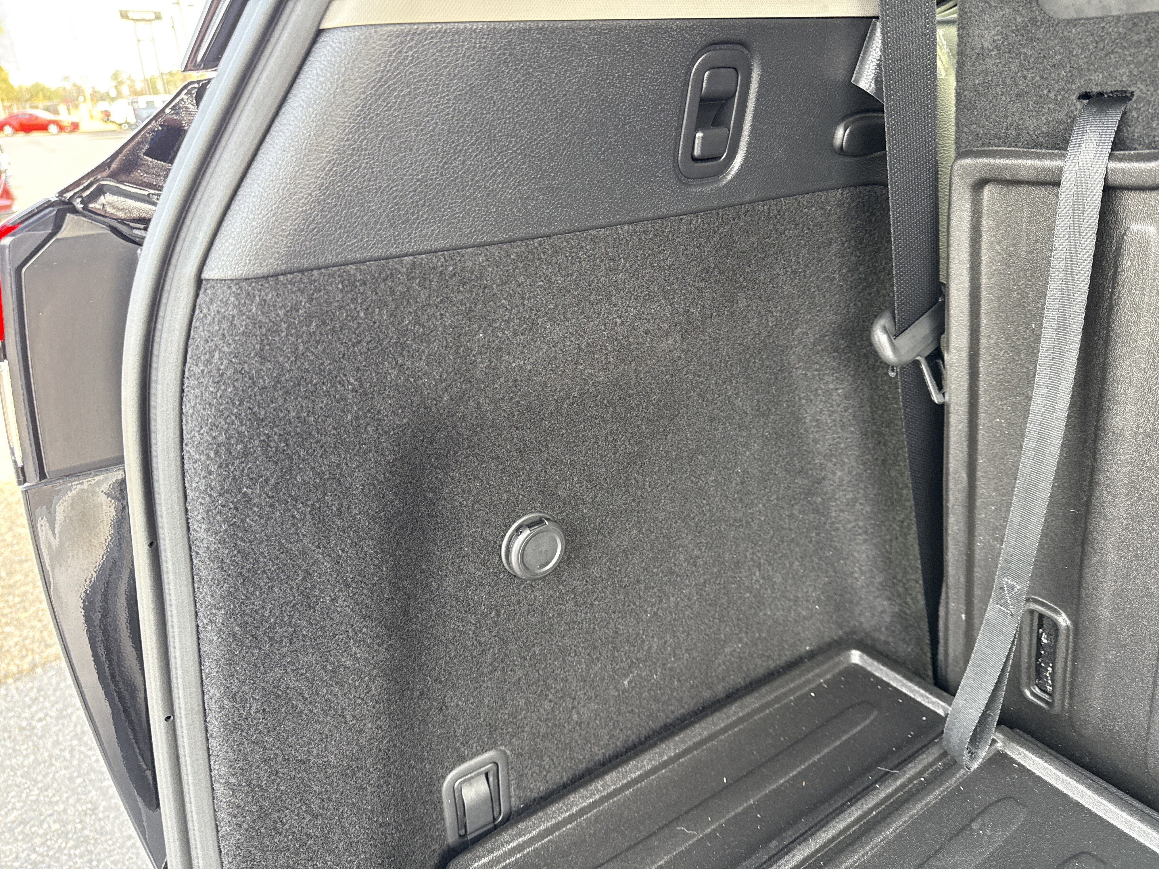 2023 Nissan Pathfinder Base