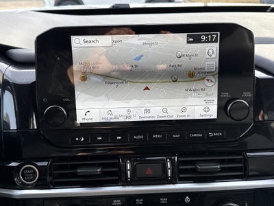 2024 Nissan Pathfinder Base