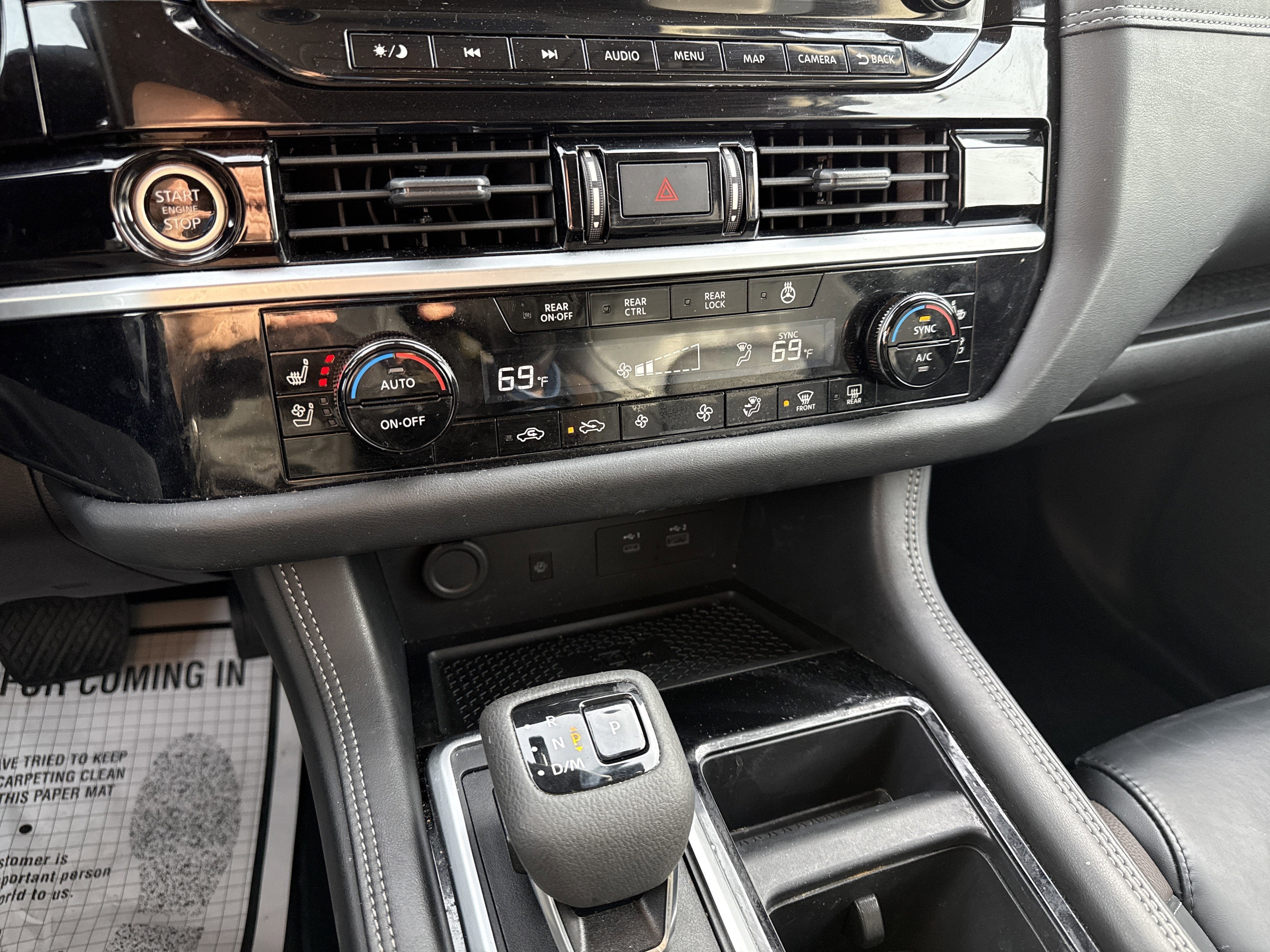 2024 Nissan Pathfinder Base