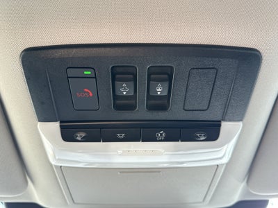 2024 Nissan Pathfinder Base