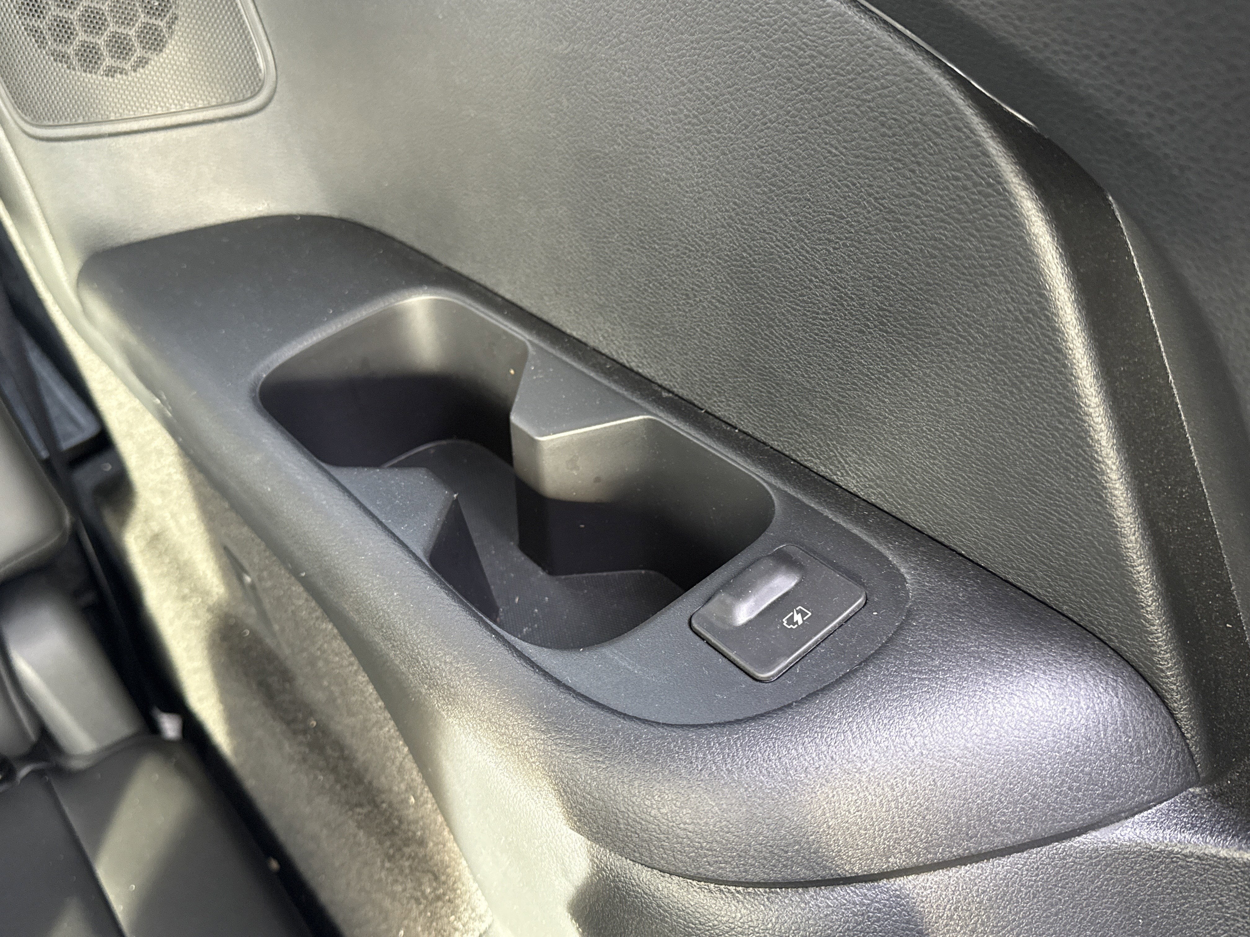 2024 Nissan Pathfinder Base