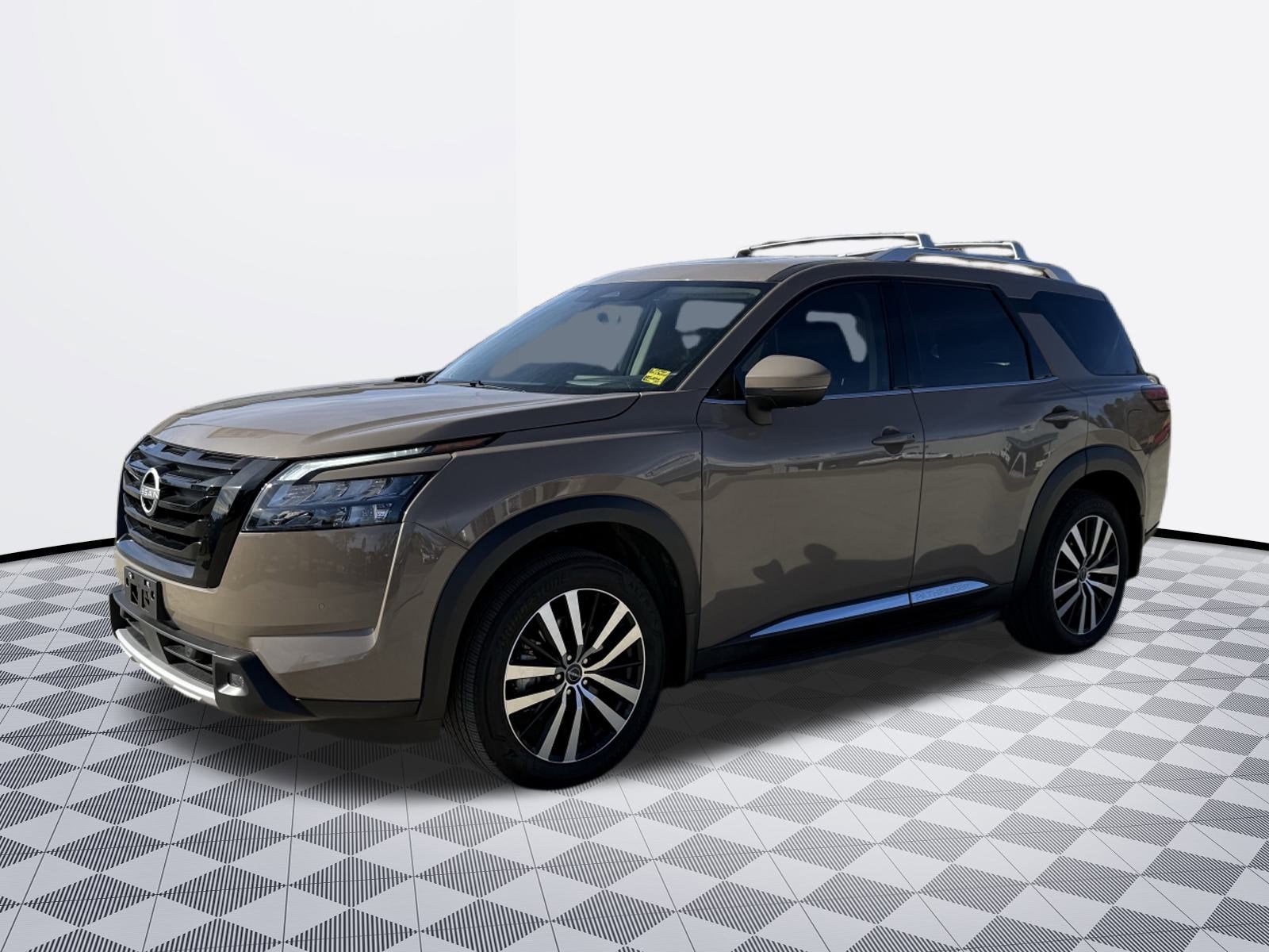 2025 Nissan Pathfinder Base
