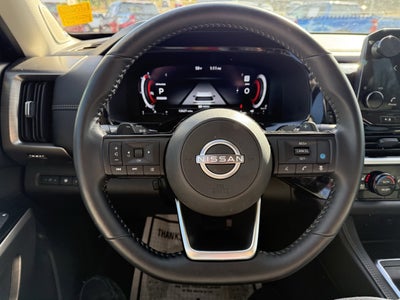 2025 Nissan Pathfinder Base