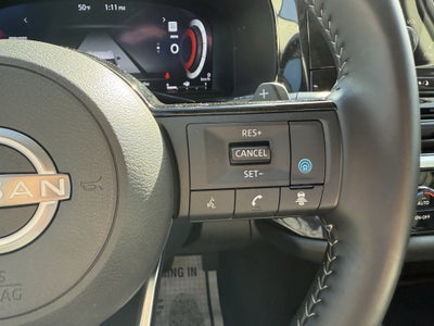 2025 Nissan Pathfinder Base